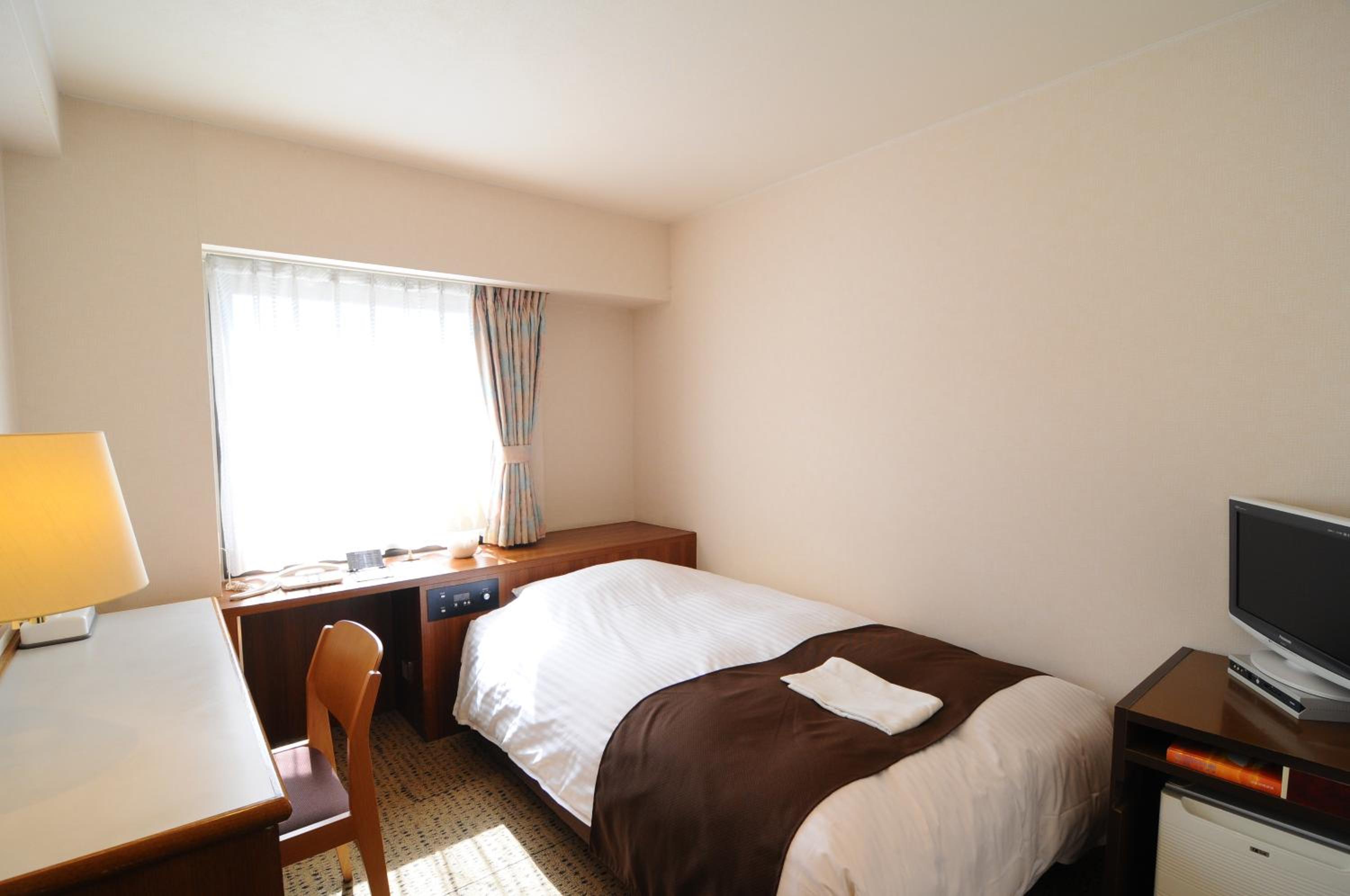 Semi Double Room - Non-Smoking  photo 1