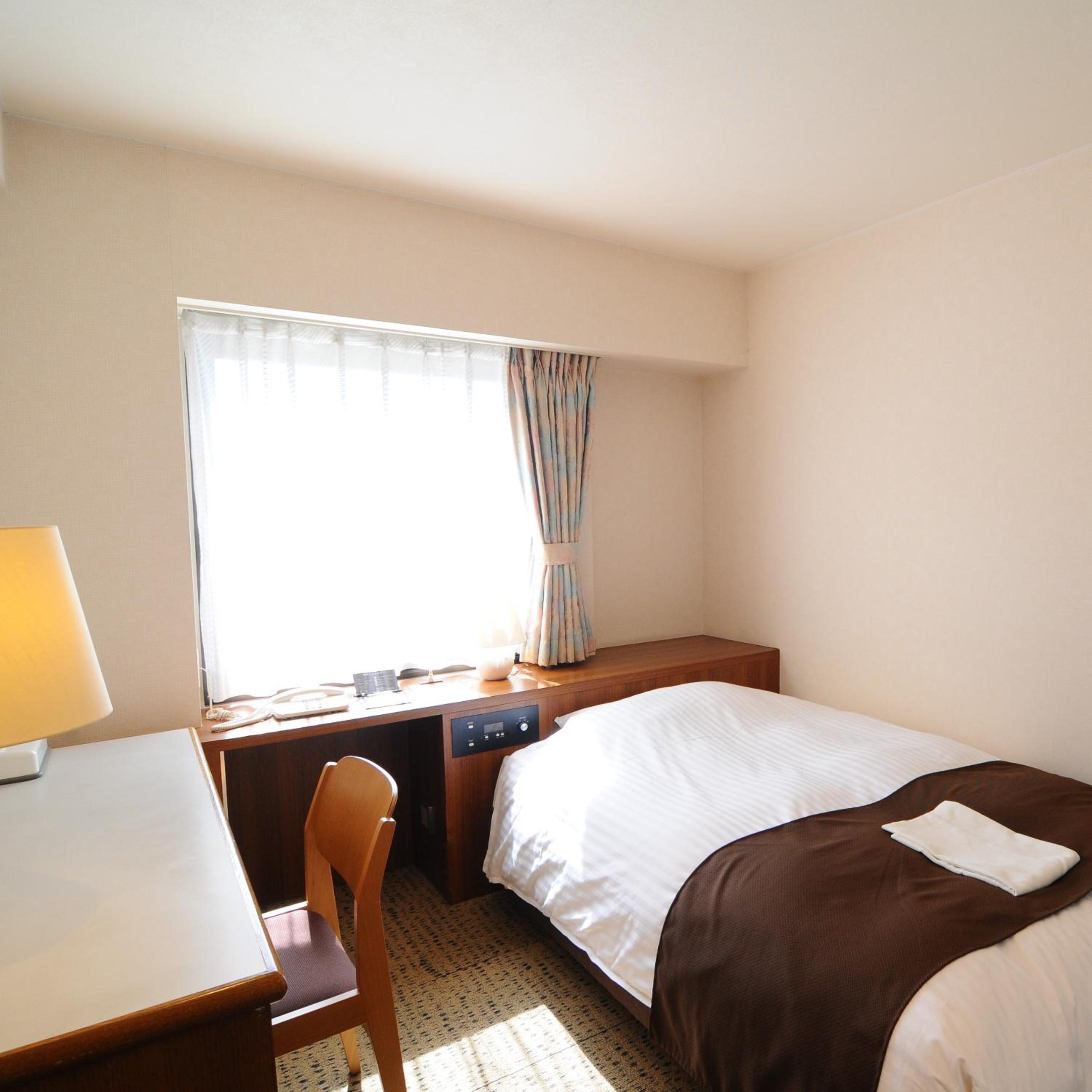 Semi Double Room - Smoking