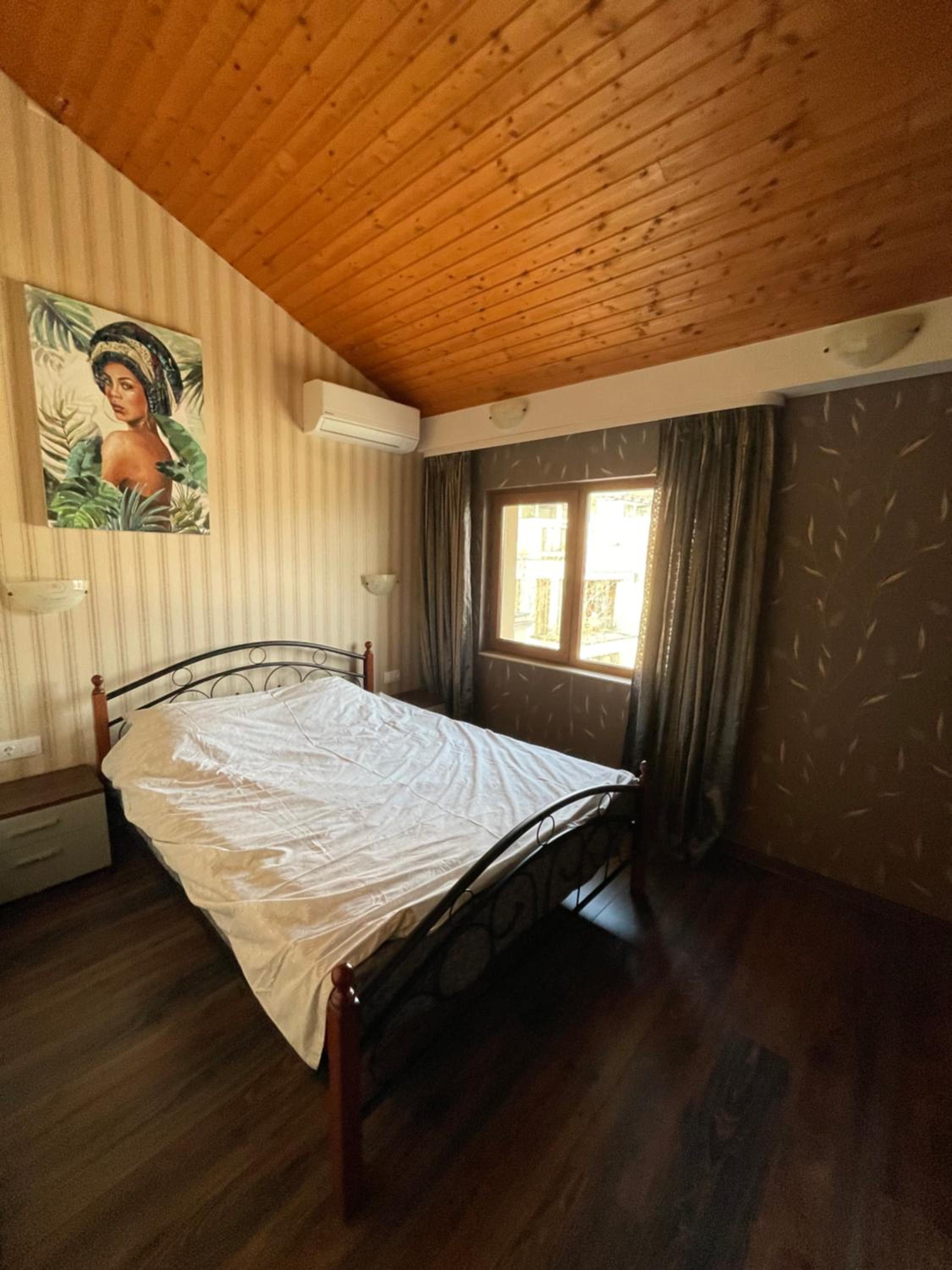 Apartment - Split Level photo 1