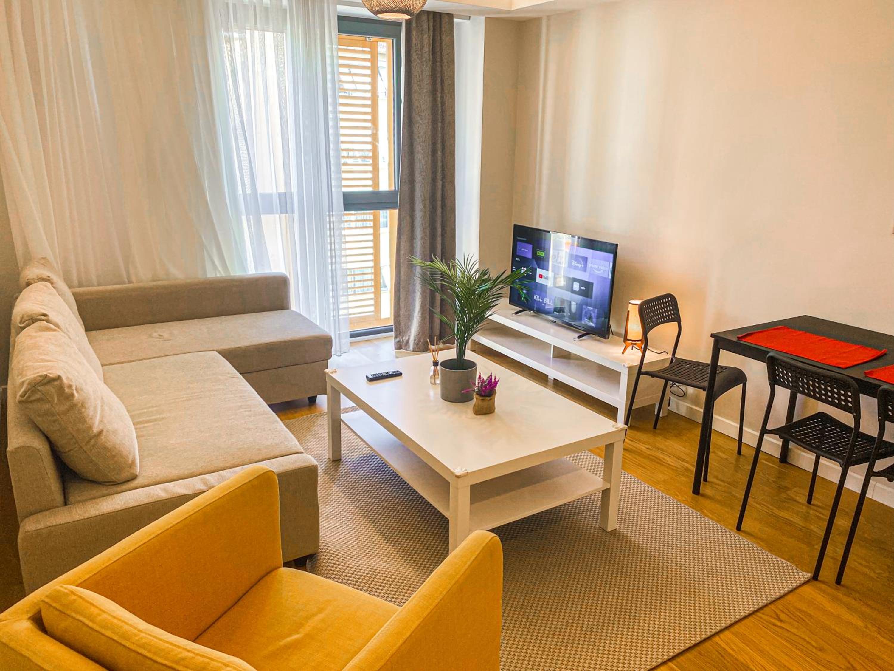 One-Bedroom Apartment photo 3