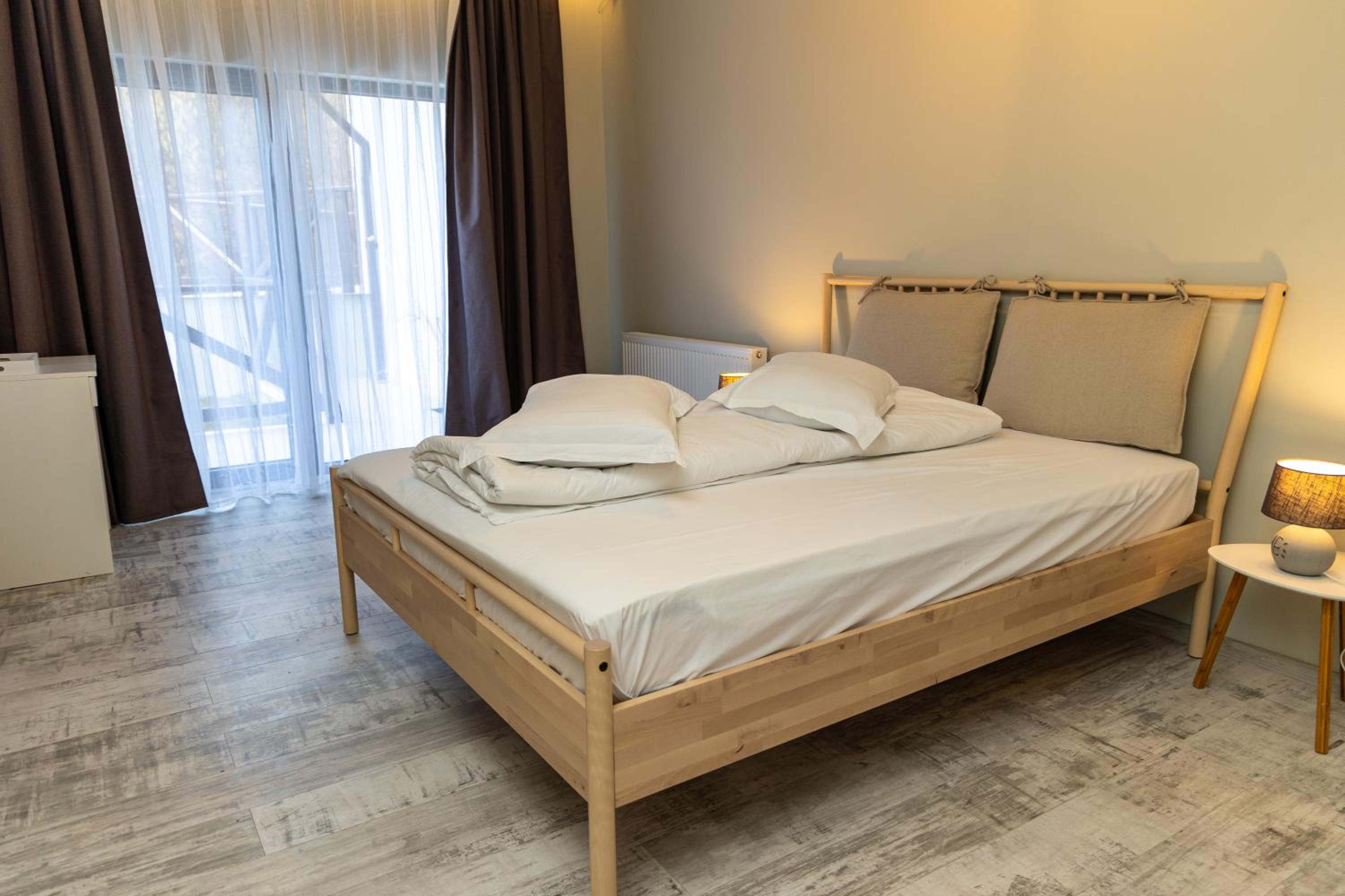 Deluxe Double Room with Balcony photo 2