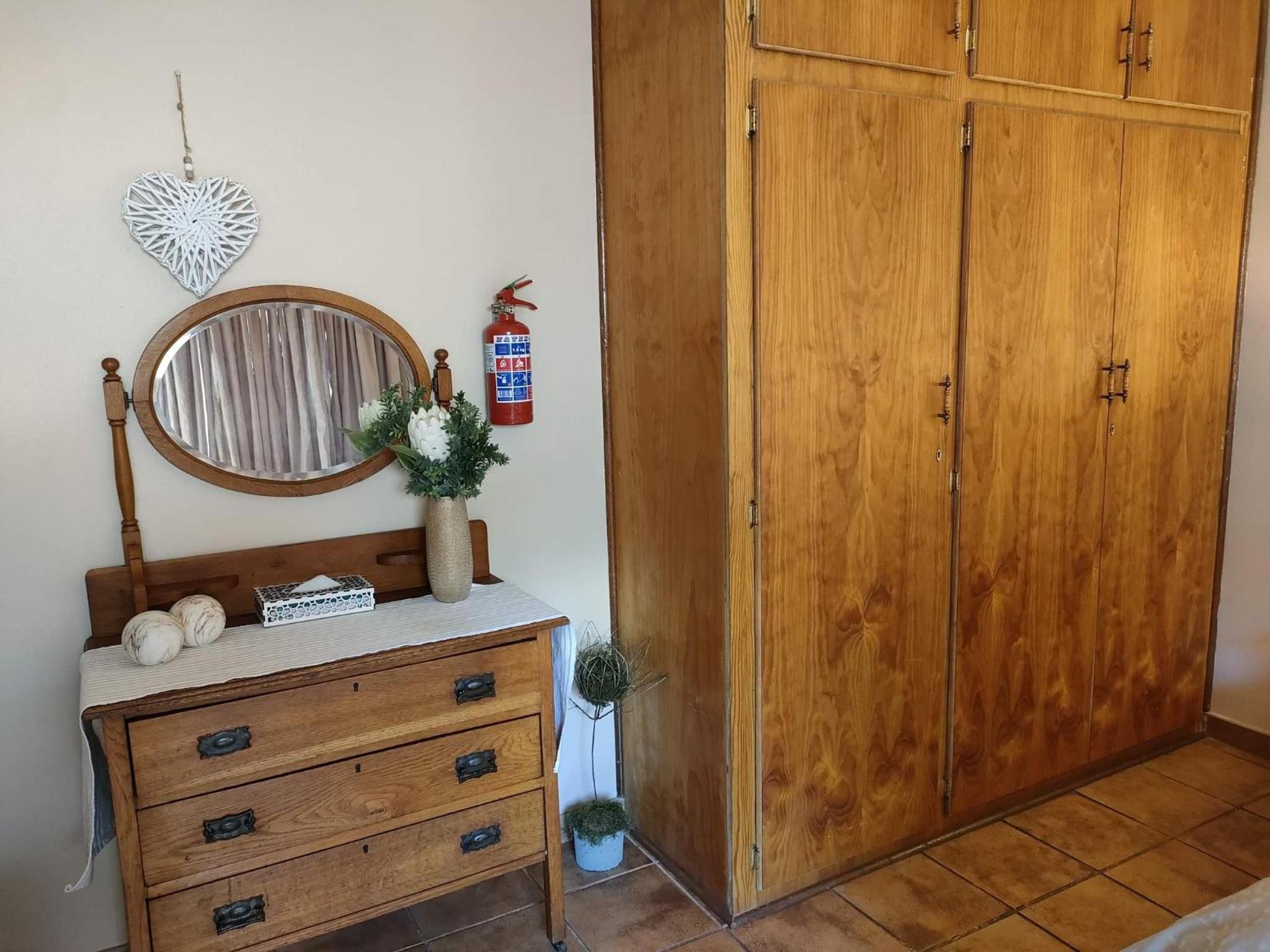 Standard Queen Room photo 2