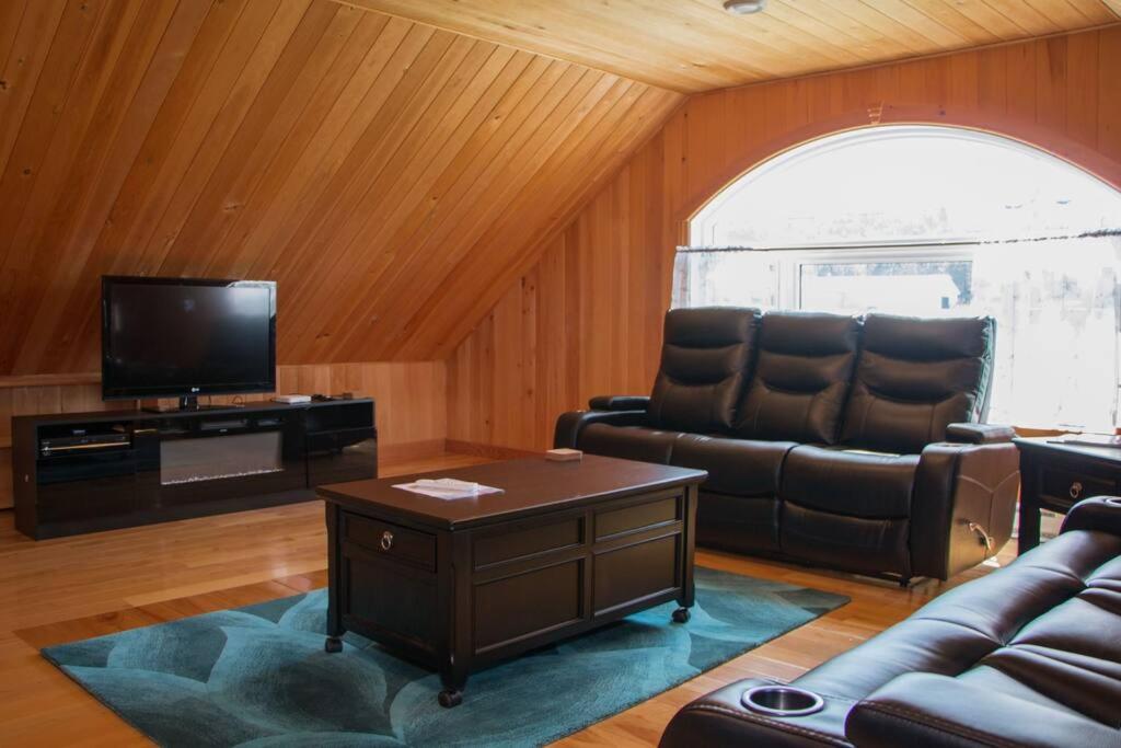 Villa With Sea View photo 1