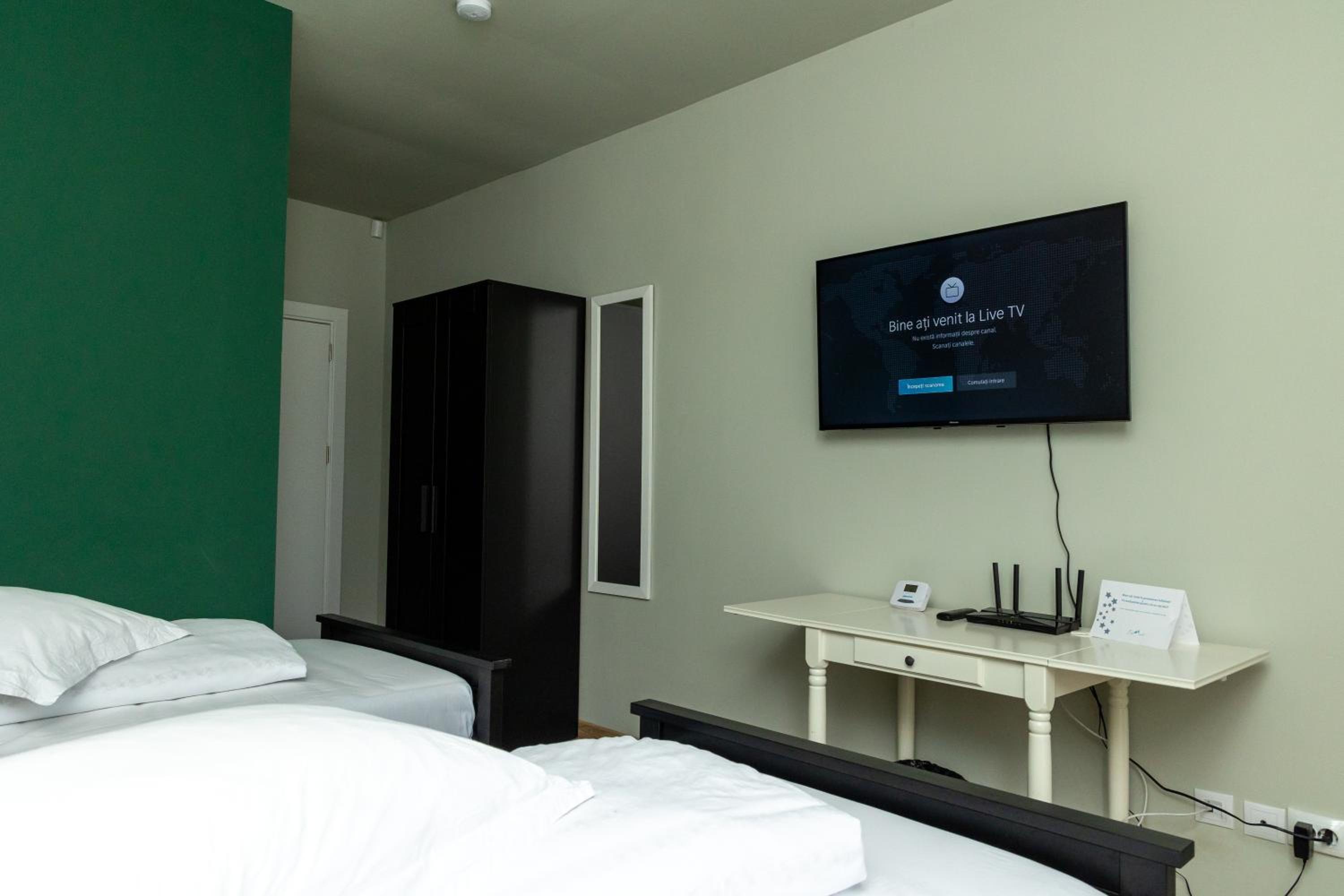 Twin Room with Balcony photo 2
