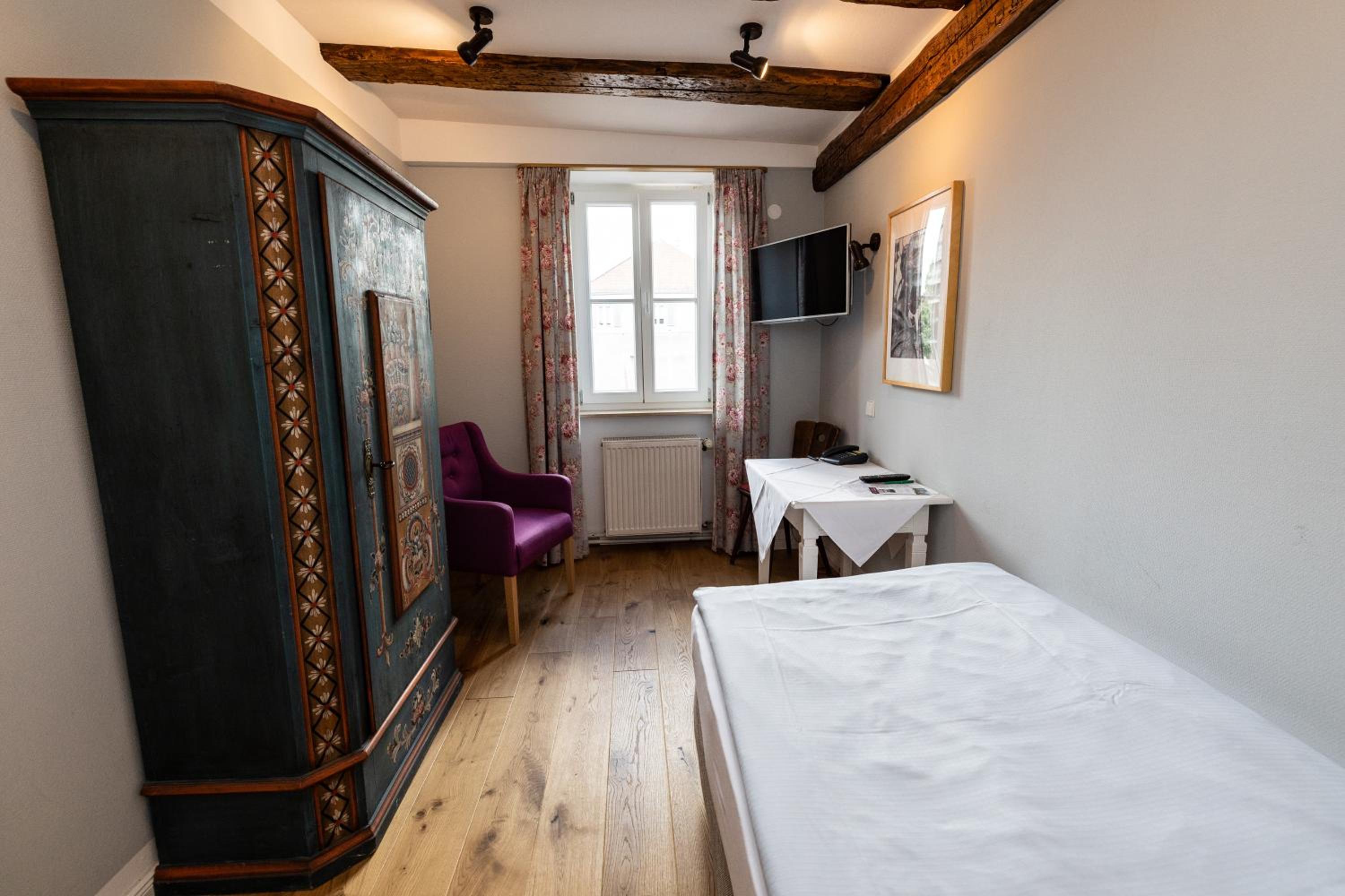 Single Room photo 1