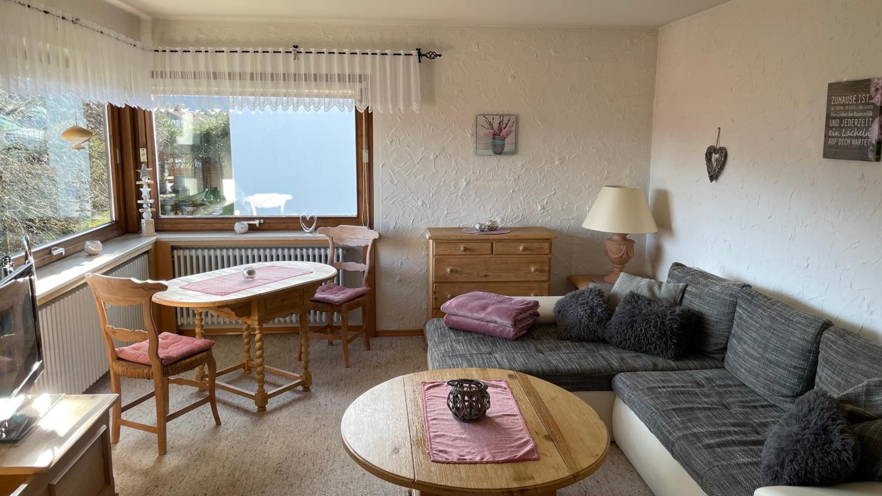 One-Bedroom Apartment photo 3