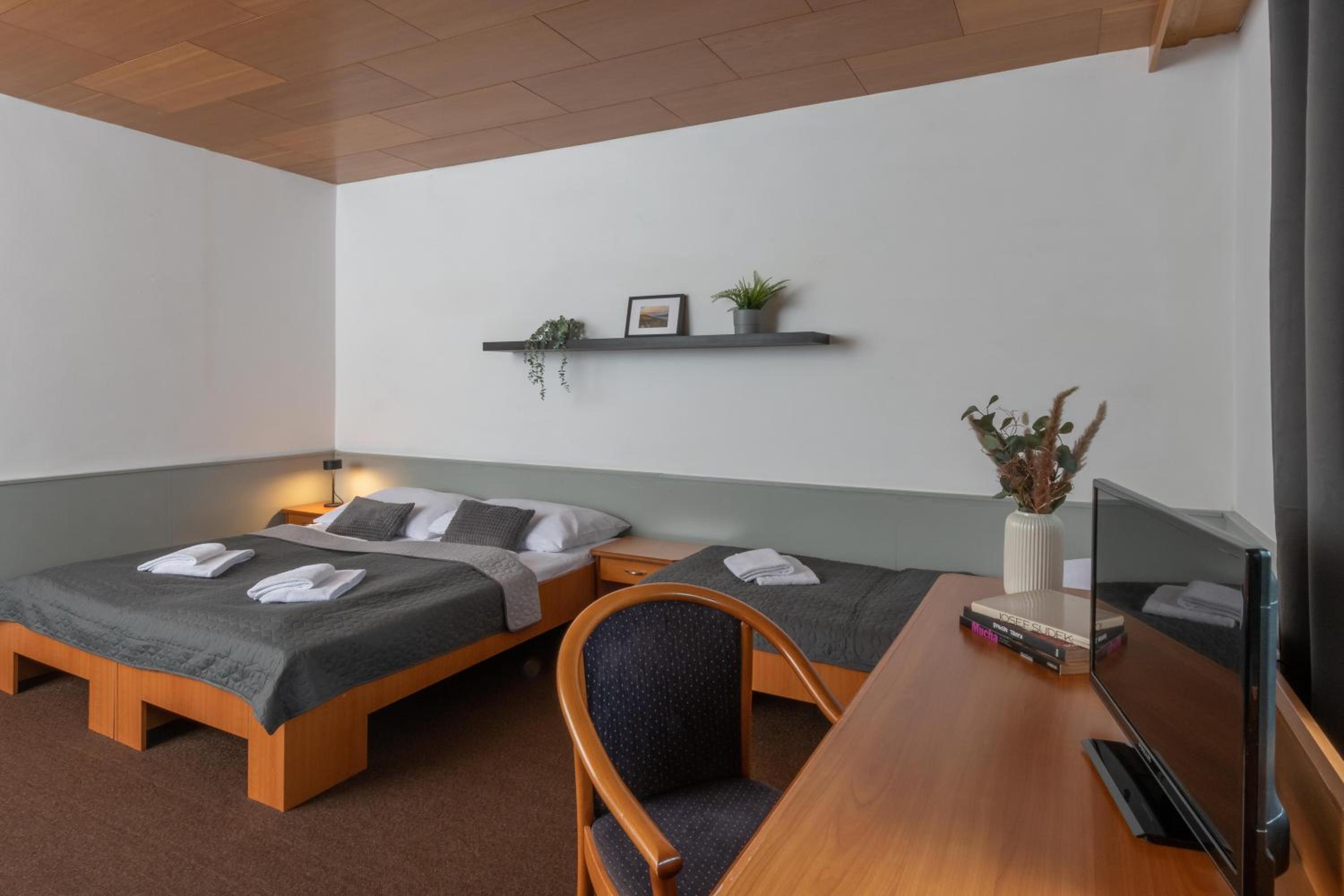 Quadruple Room with Balcony photo 2
