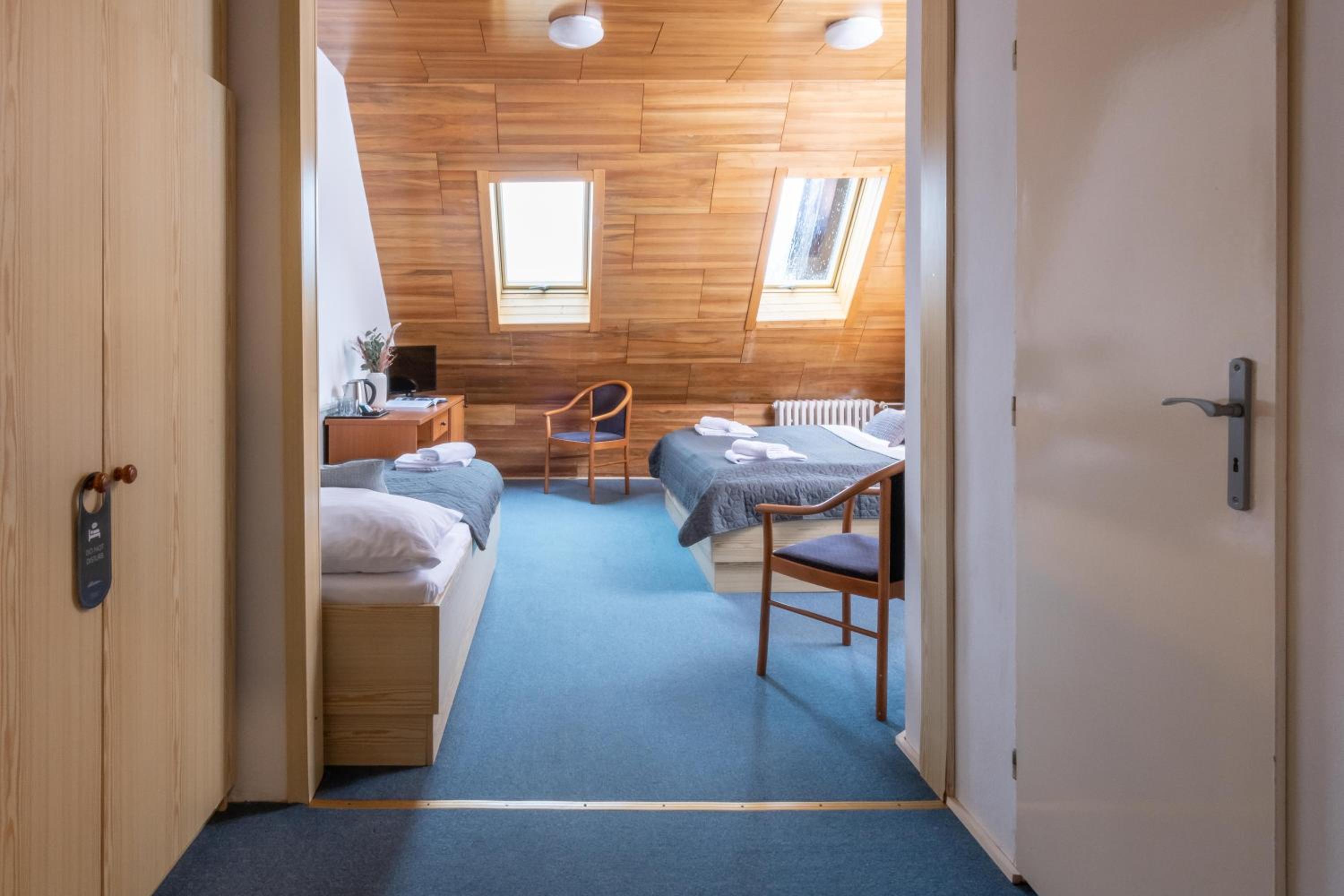 Triple Room photo 2