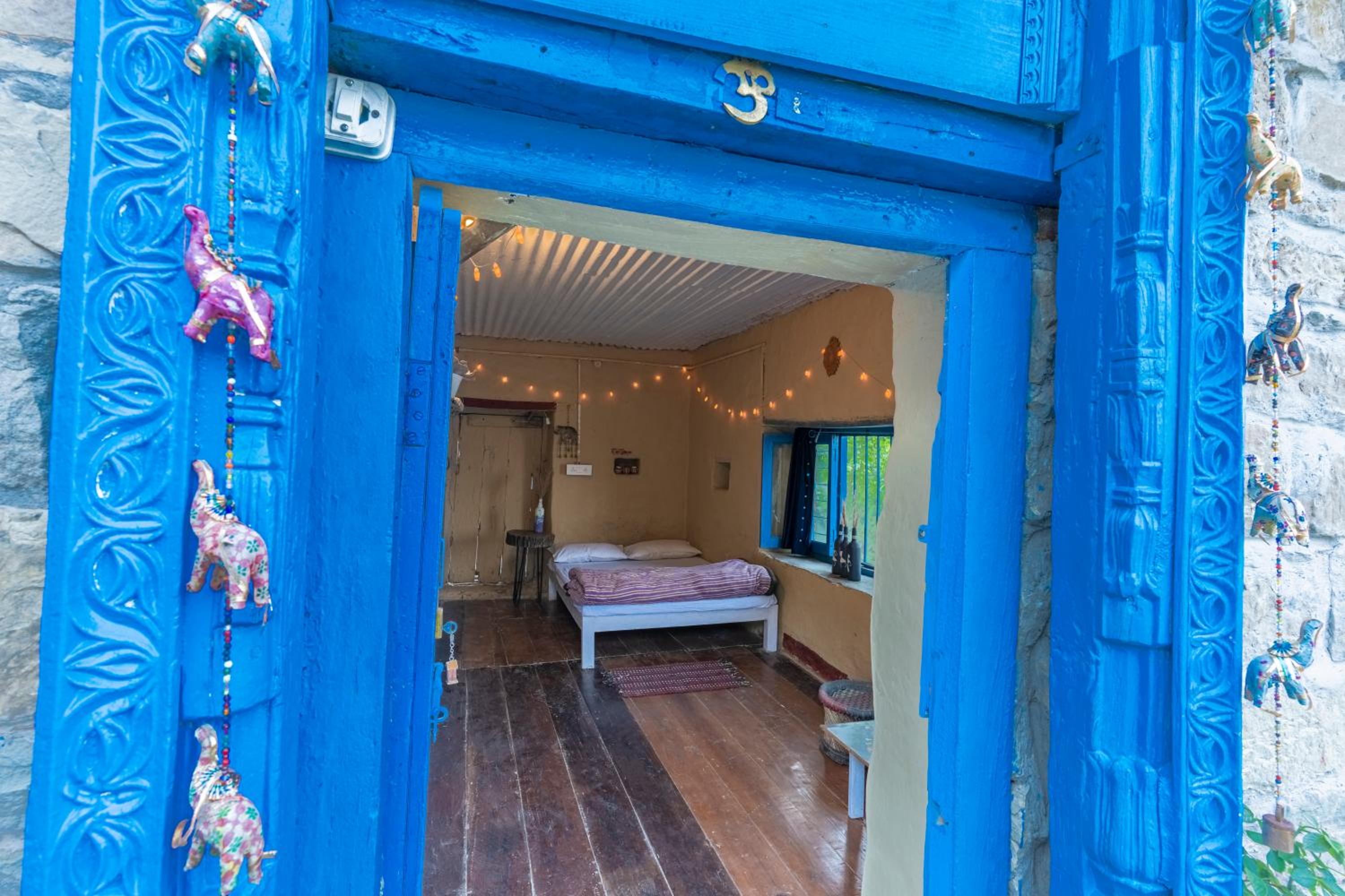 Double Room - Photo 18
