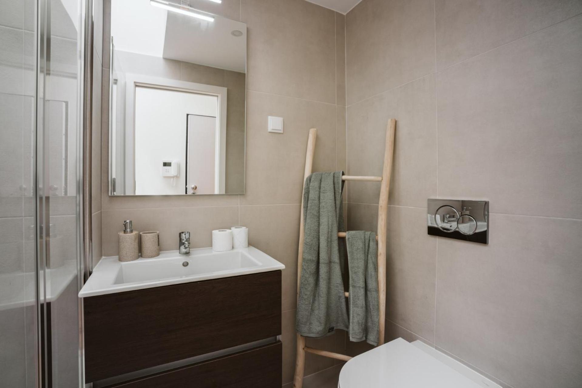 Standard Apartment - Photo 7