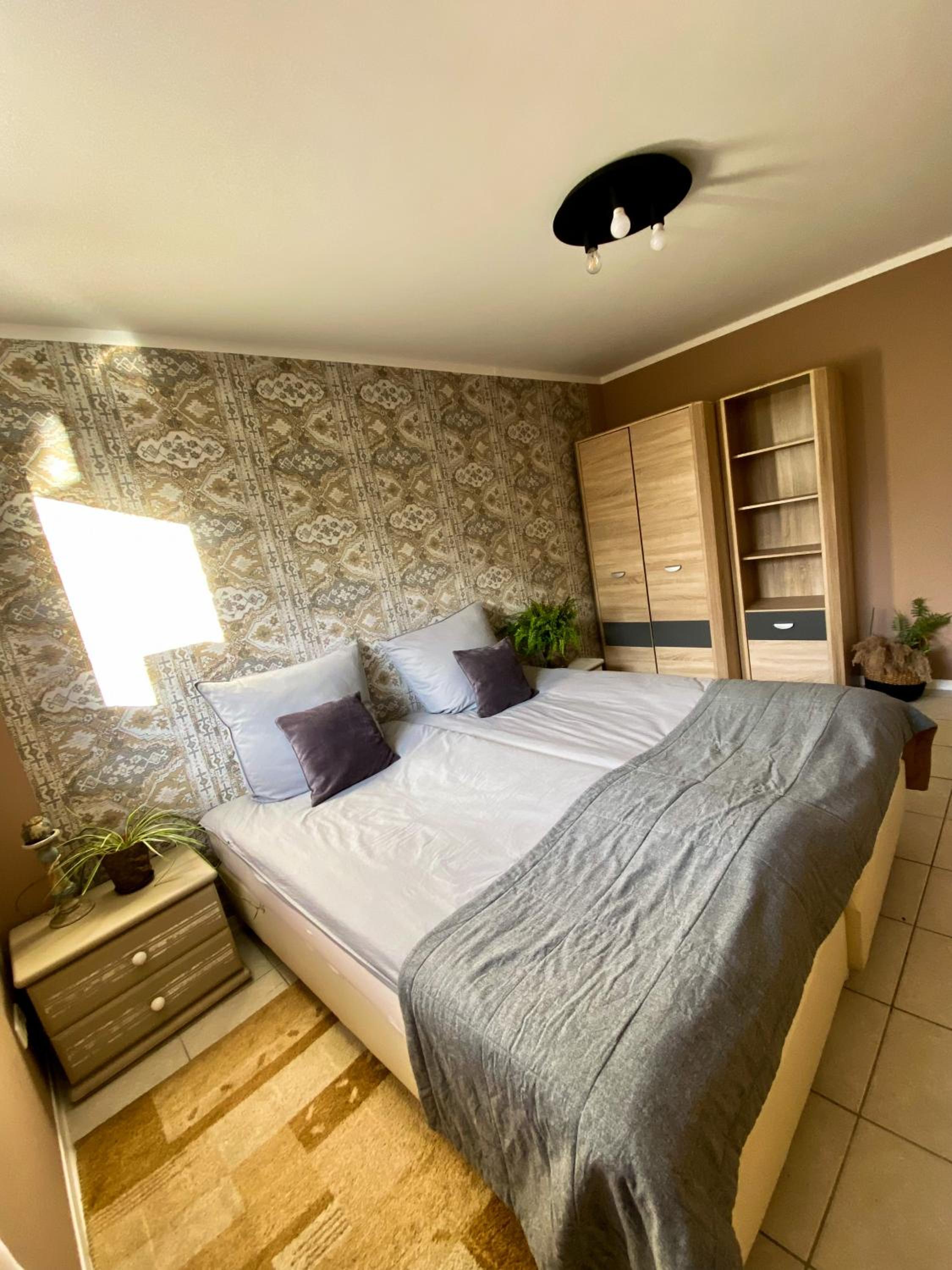 Large Double or Twin Room