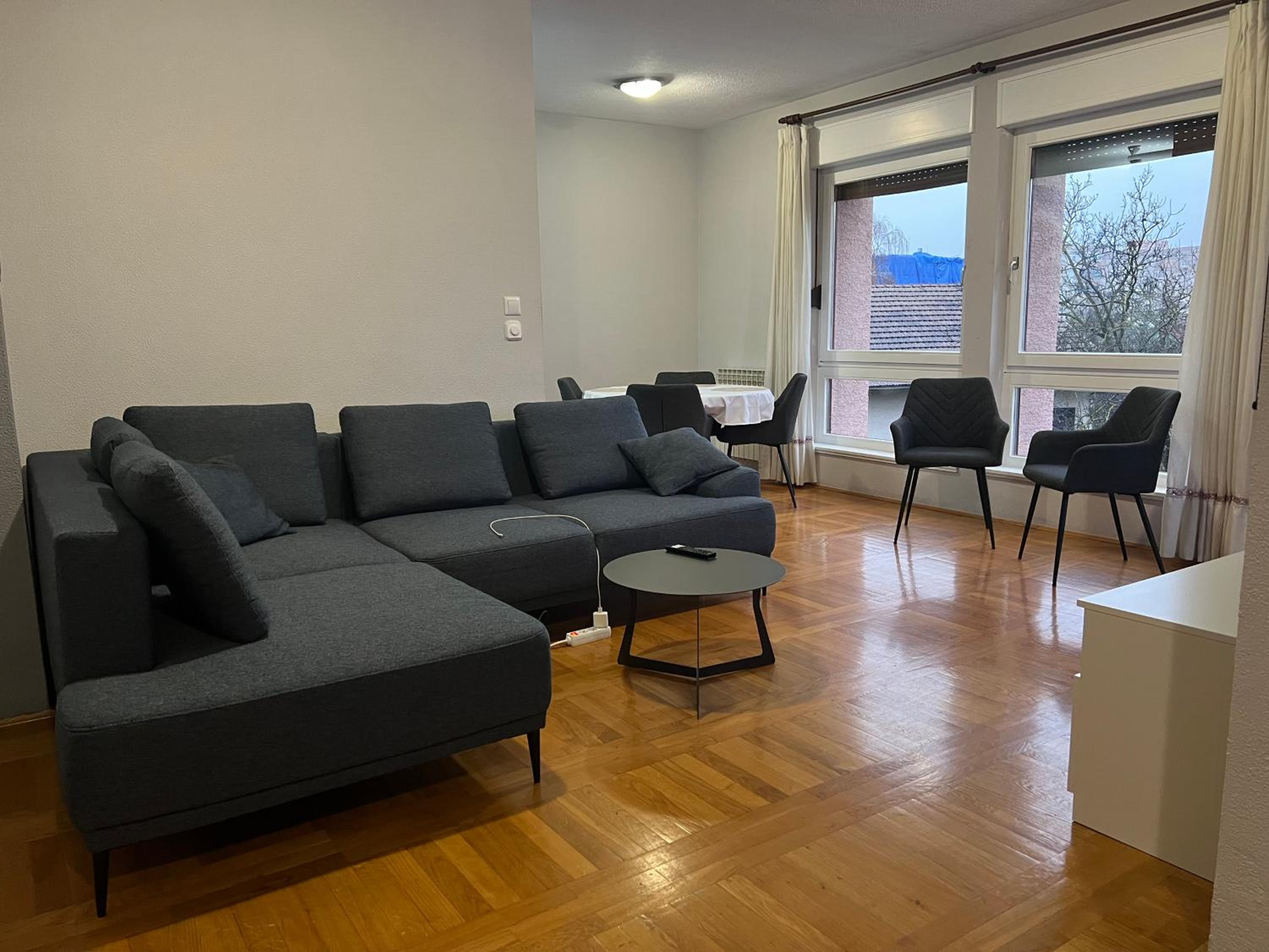 Three-Bedroom Apartment photo 3