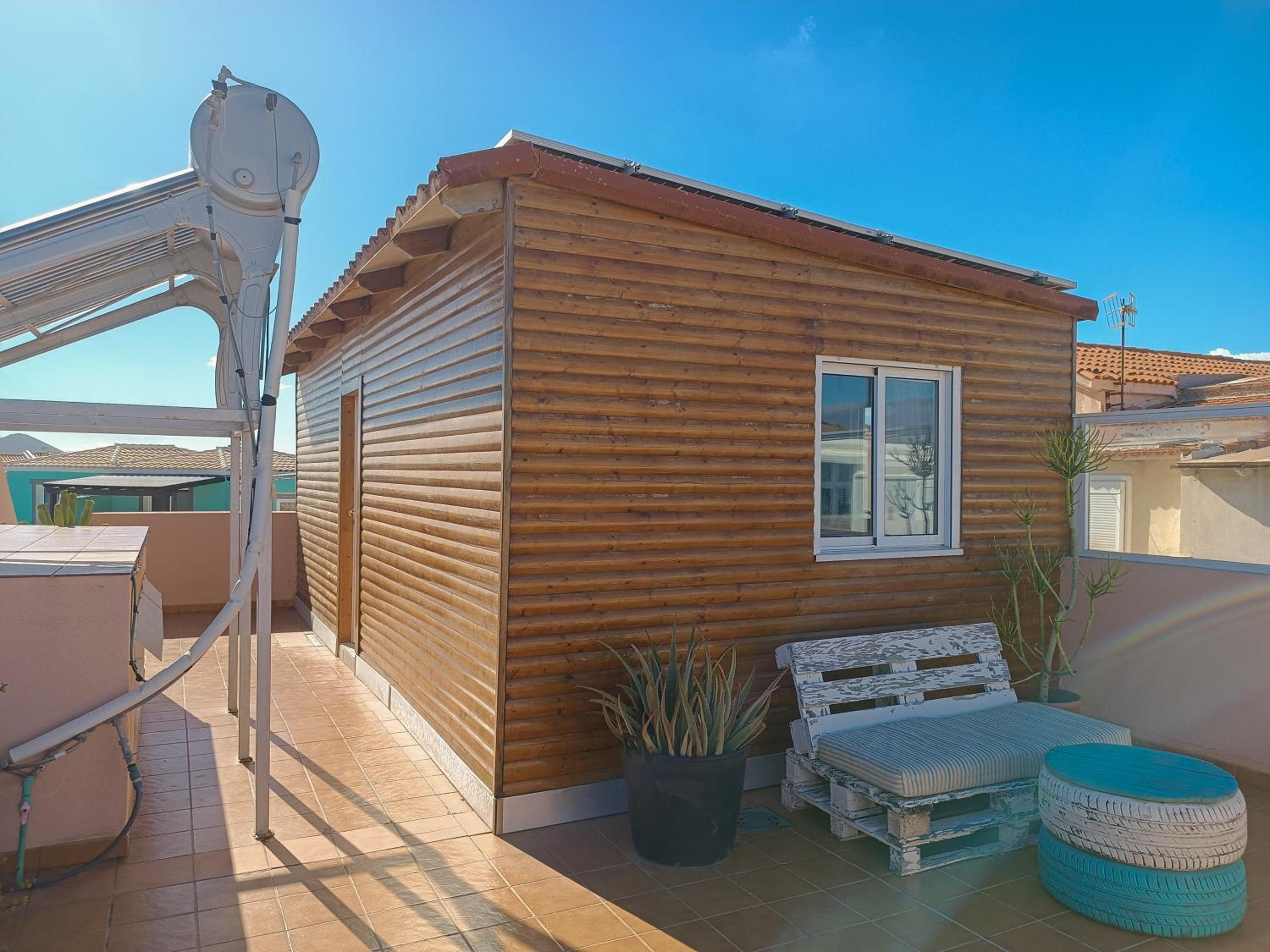 Bungalow with Sea View - Photo 2