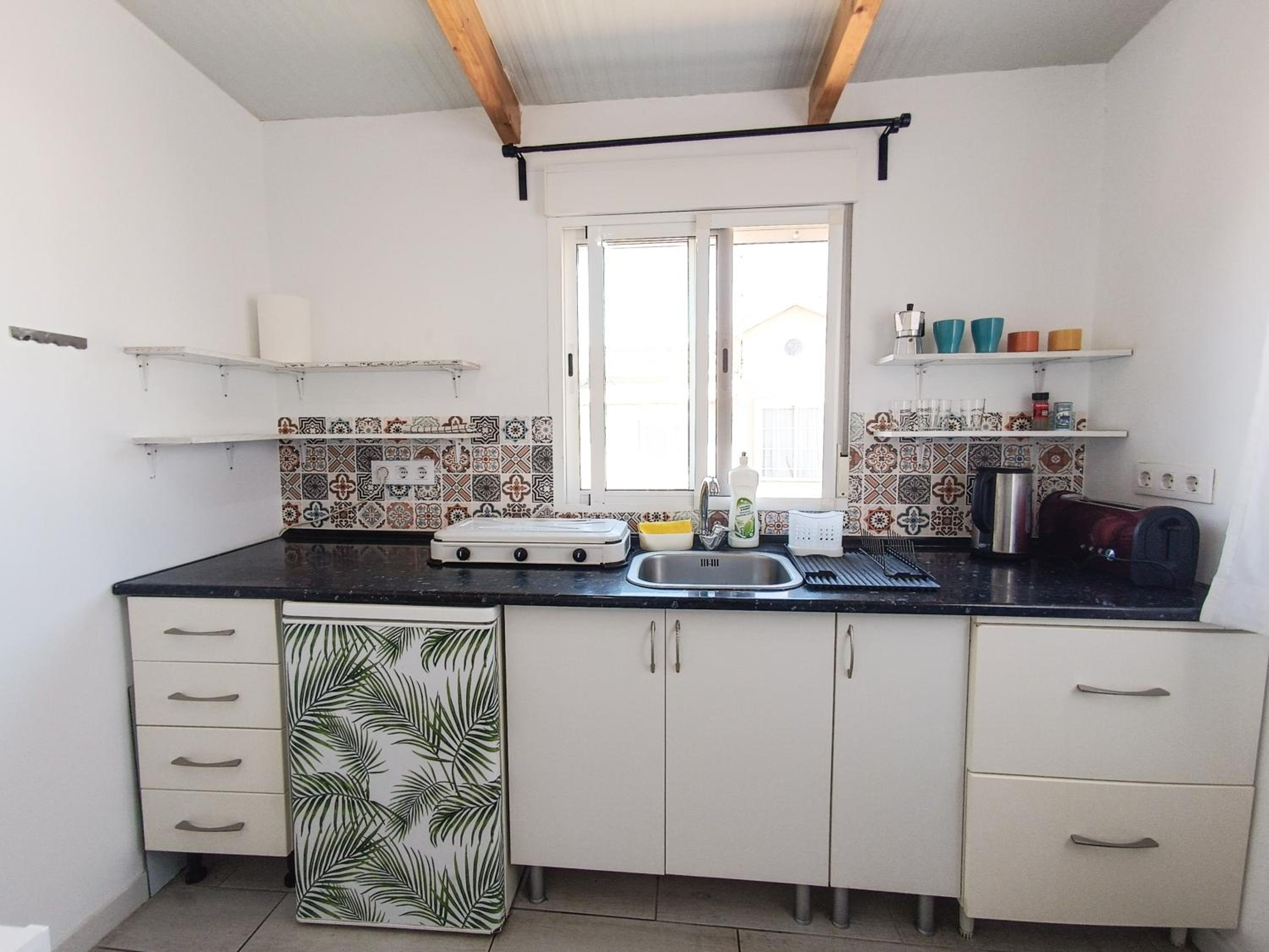 Bungalow with Sea View - Photo 4