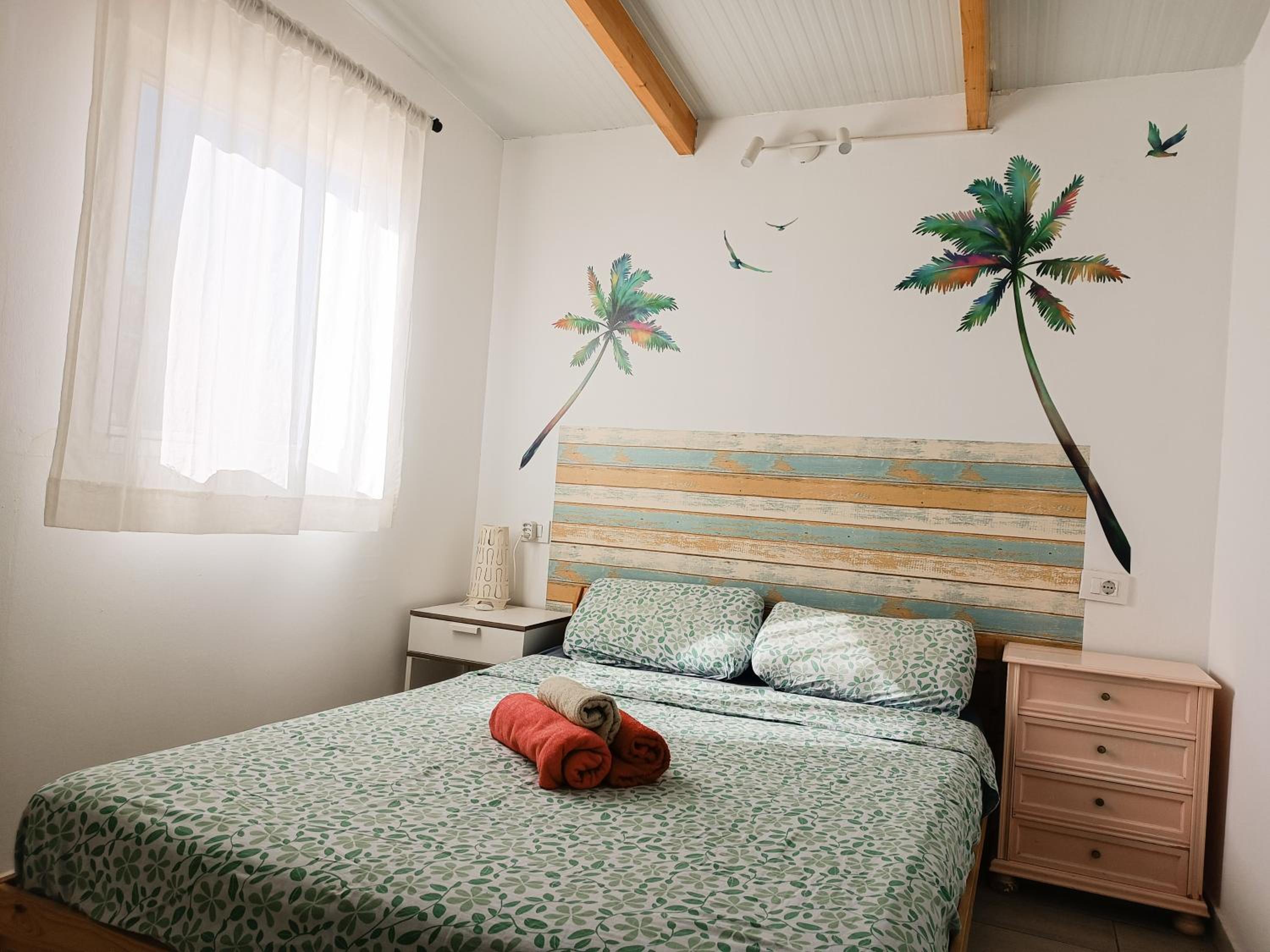 Bungalow with Sea View - Photo 1