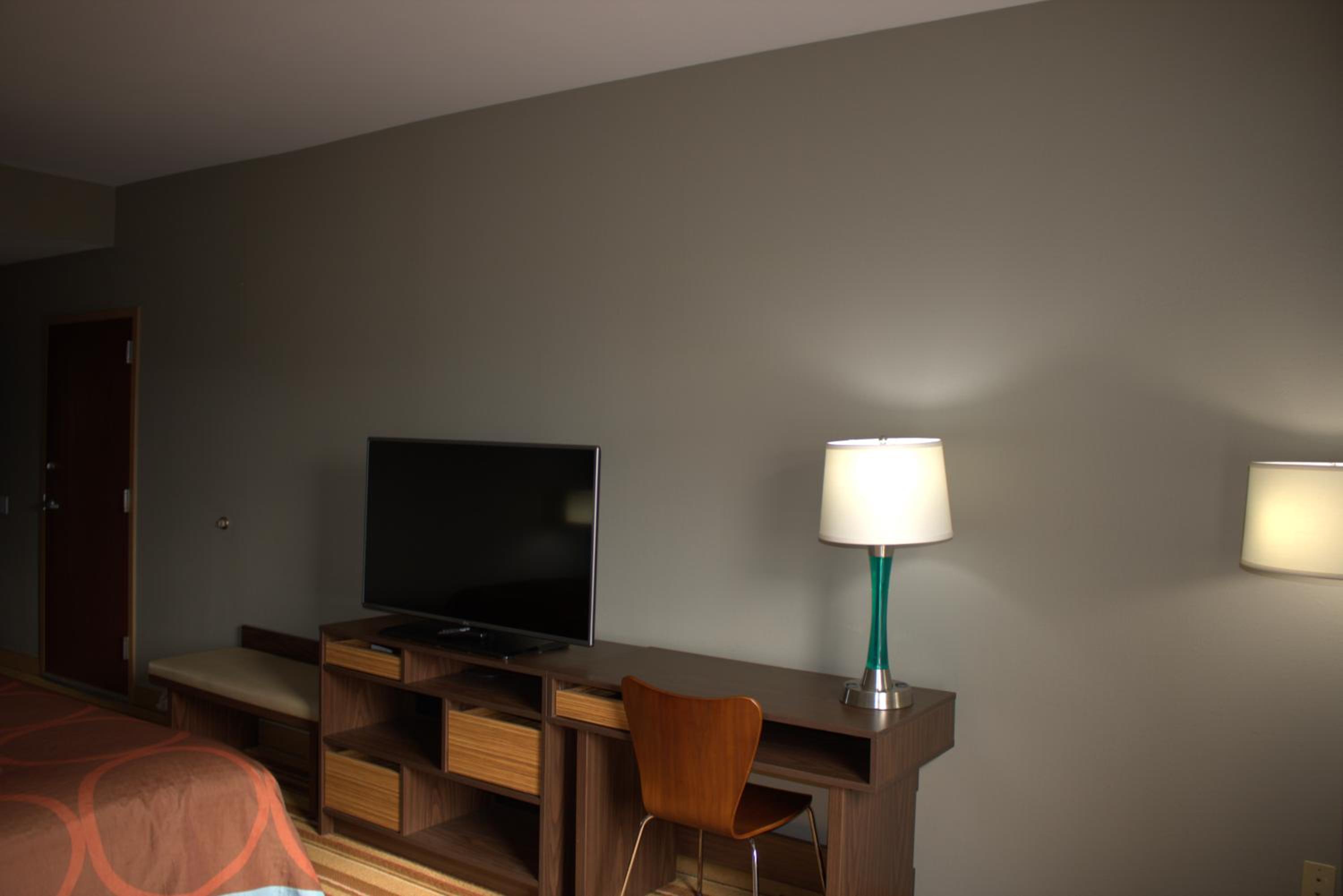 King Room - Non-Smoking photo 1