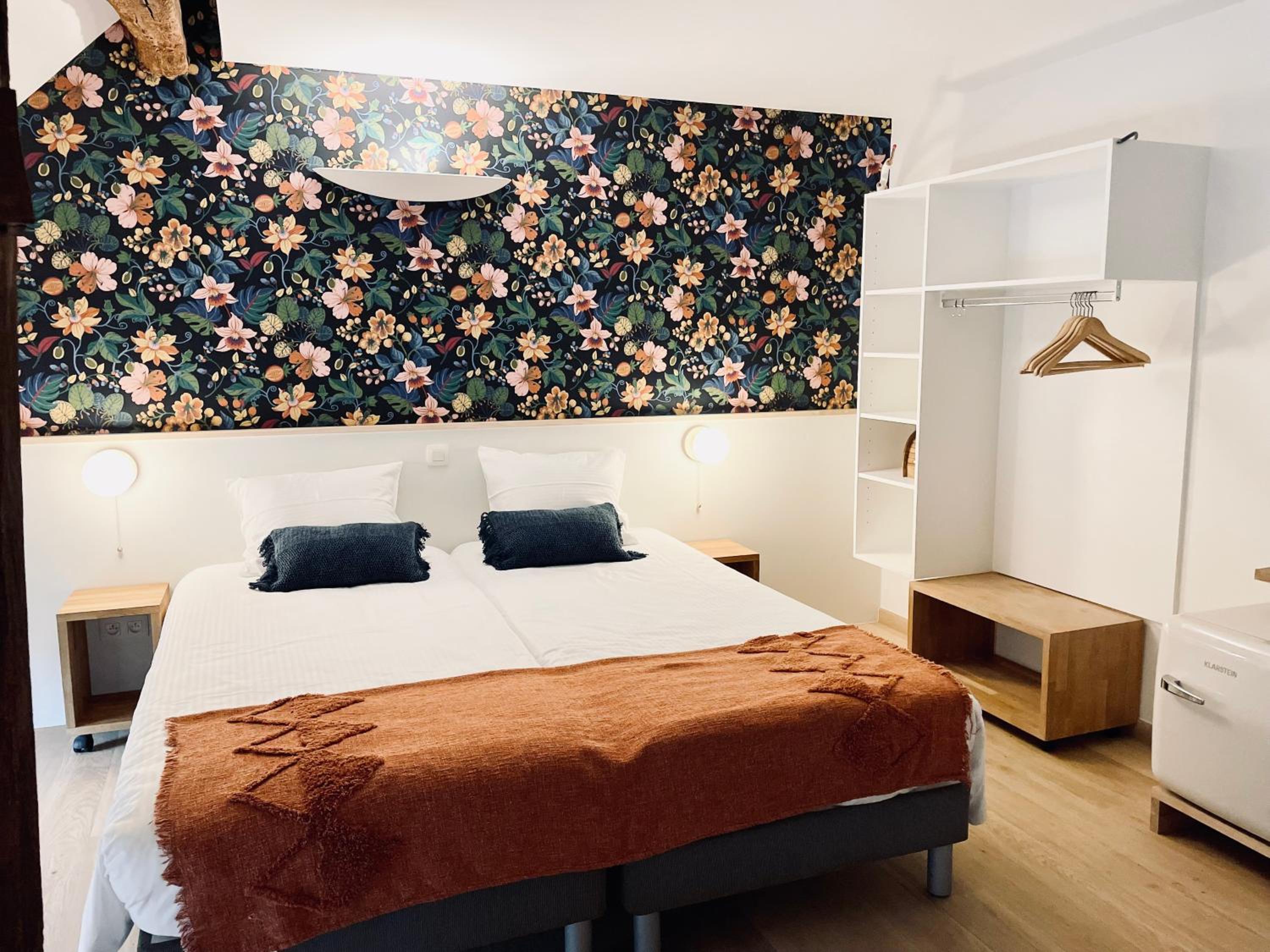 Deluxe Double Room with Shower photo 1
