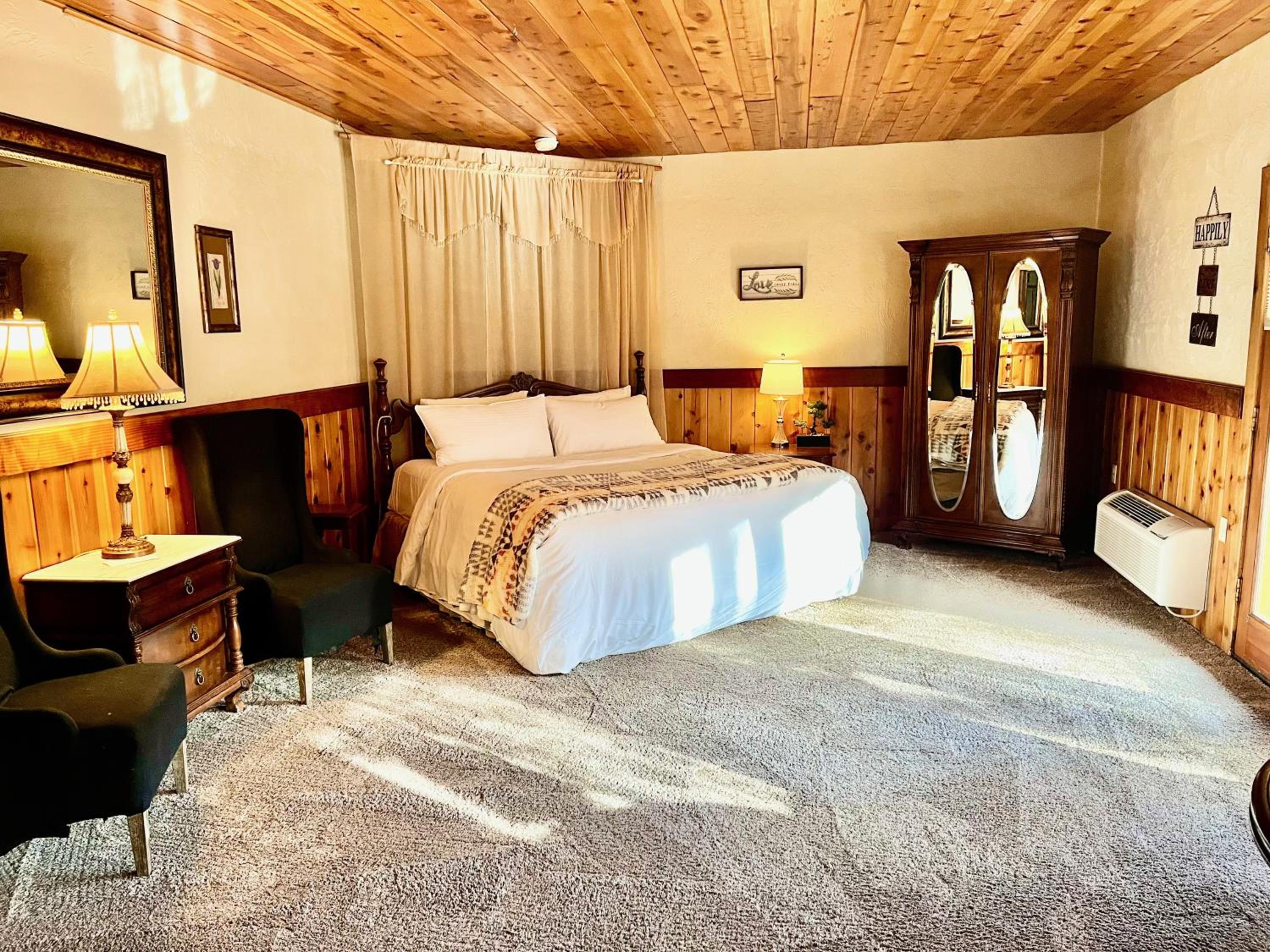King Room with Balcony