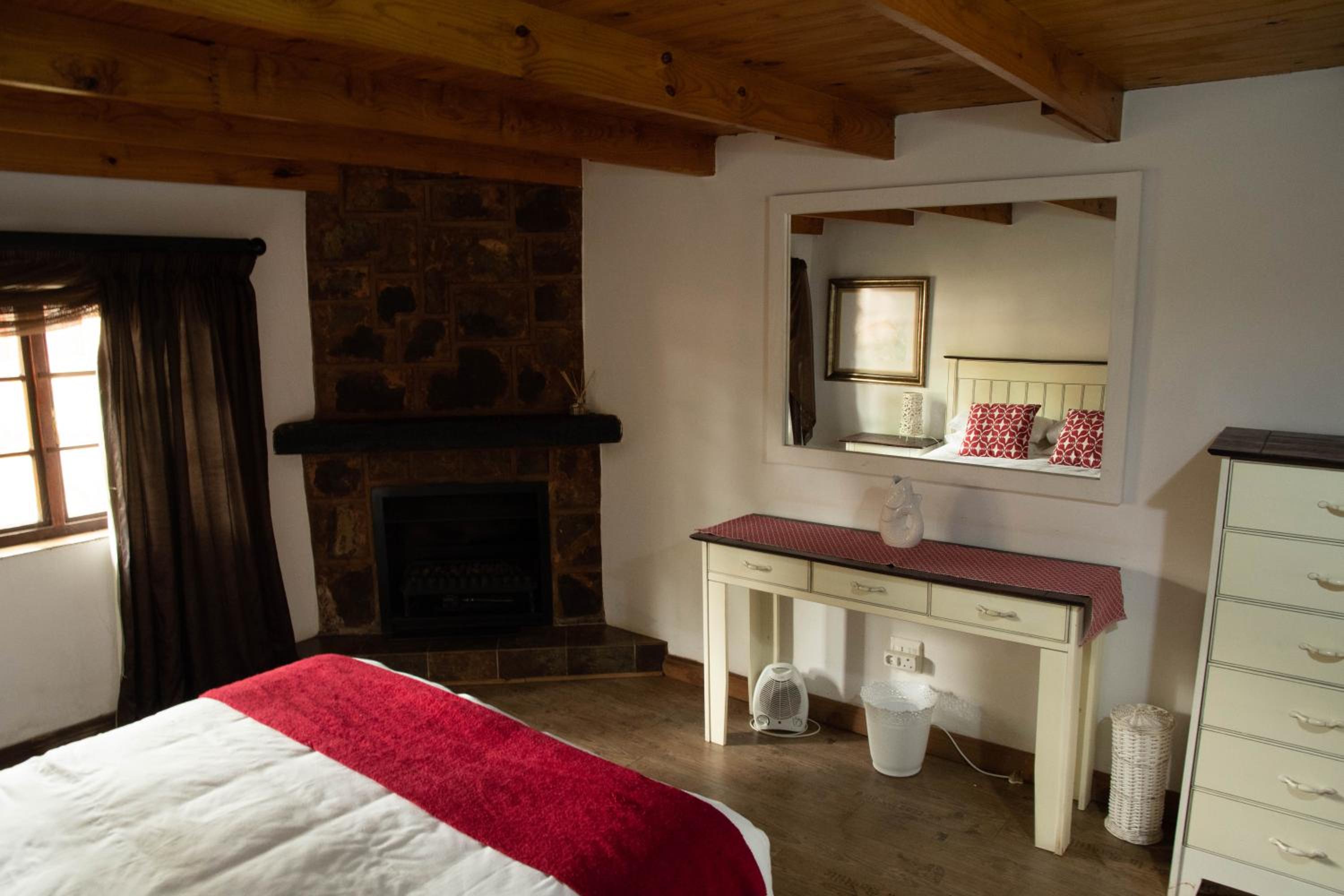 Two-Bedroom Cottage photo 1