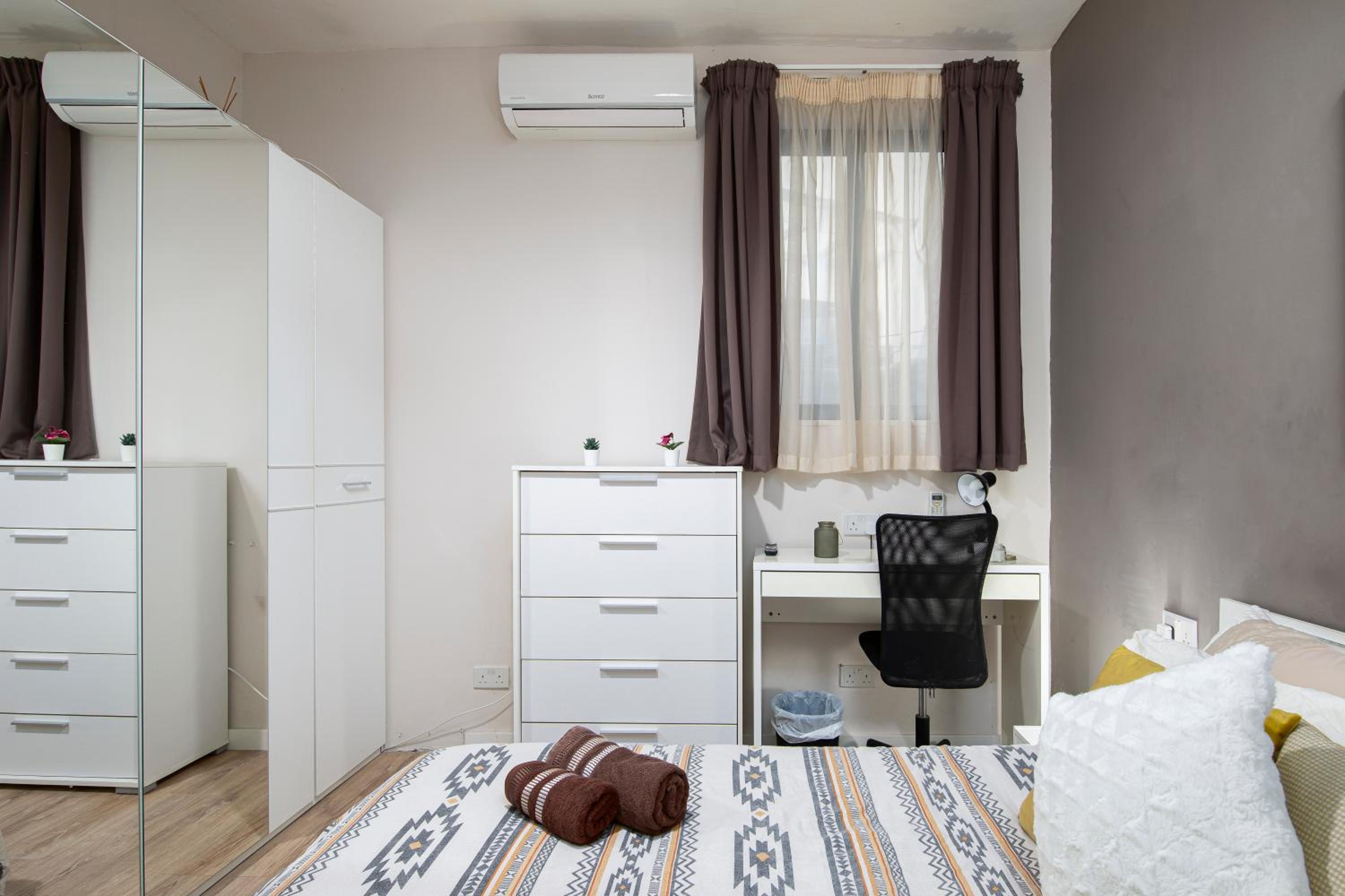 Double Room with Shared Bathroom photo 1