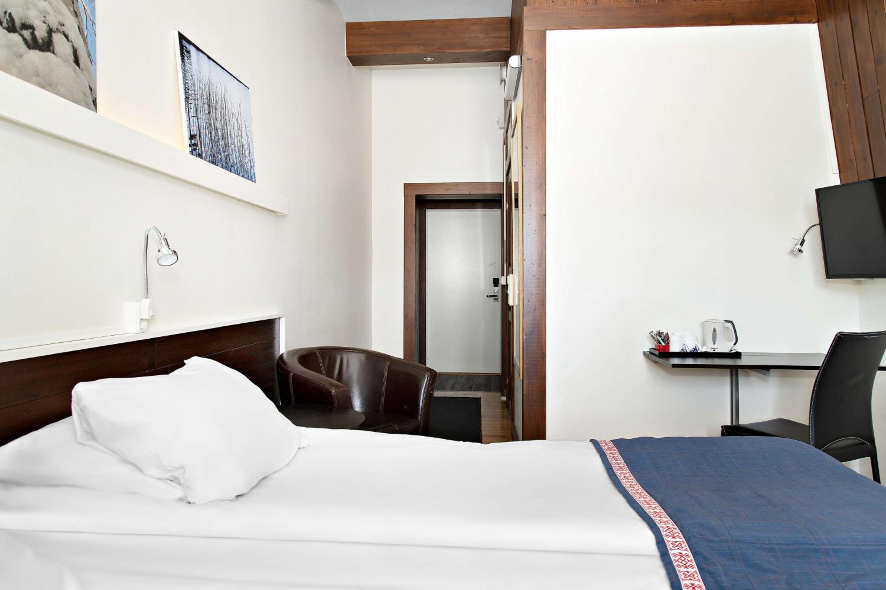 Available room