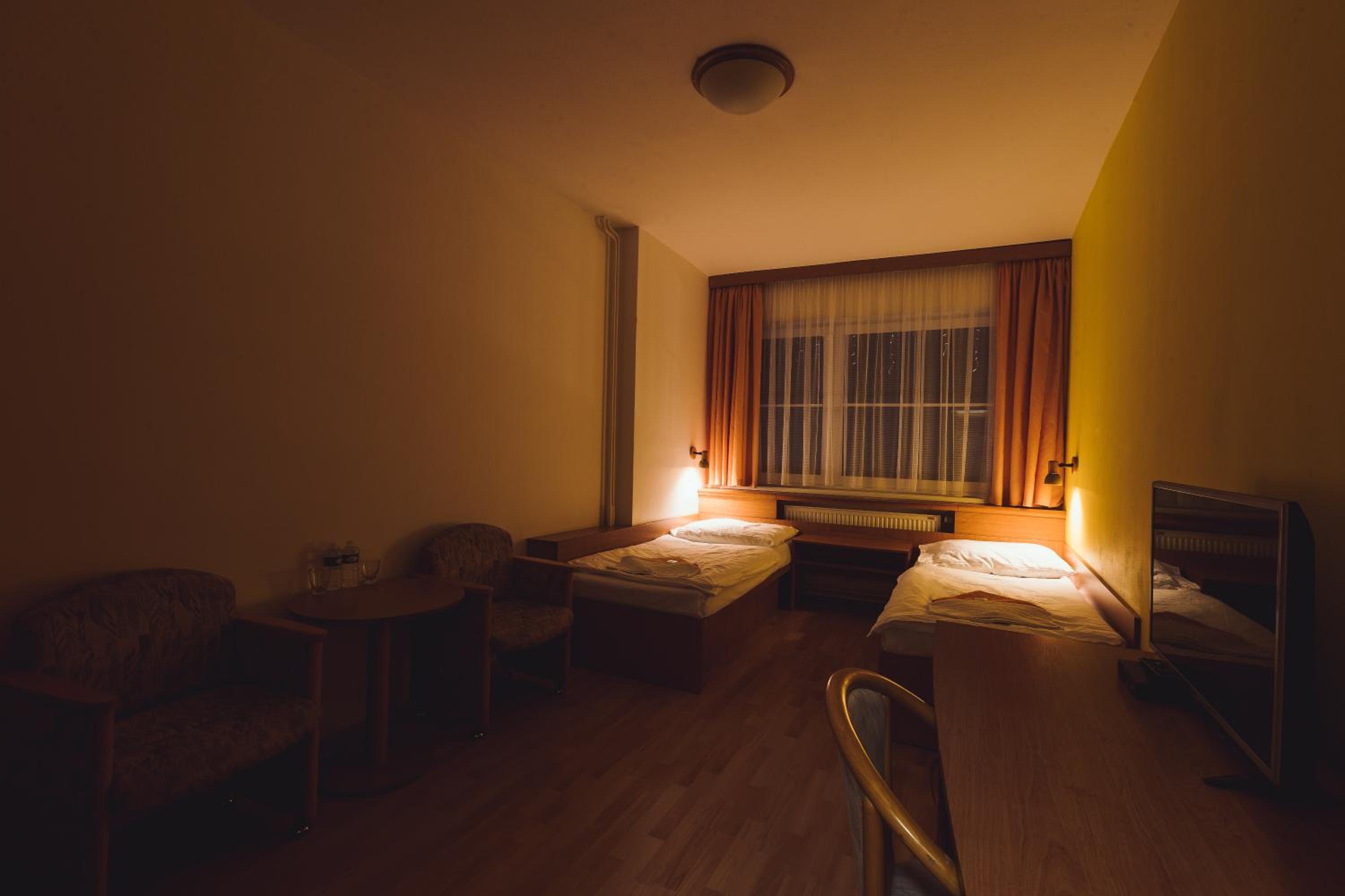 Double Room - Photo 6