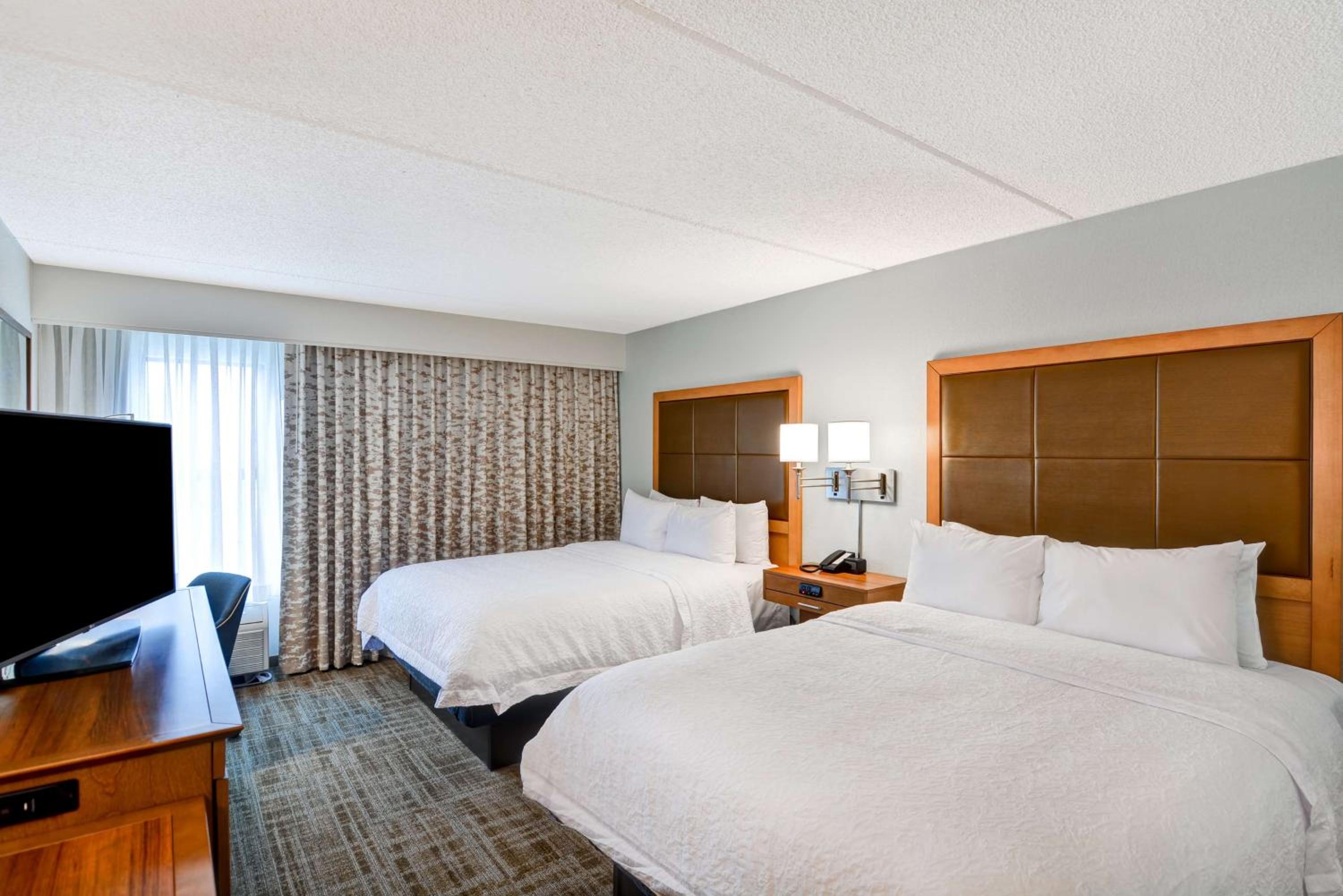 Queen Room with Two Queen Beds - Non-Smoking