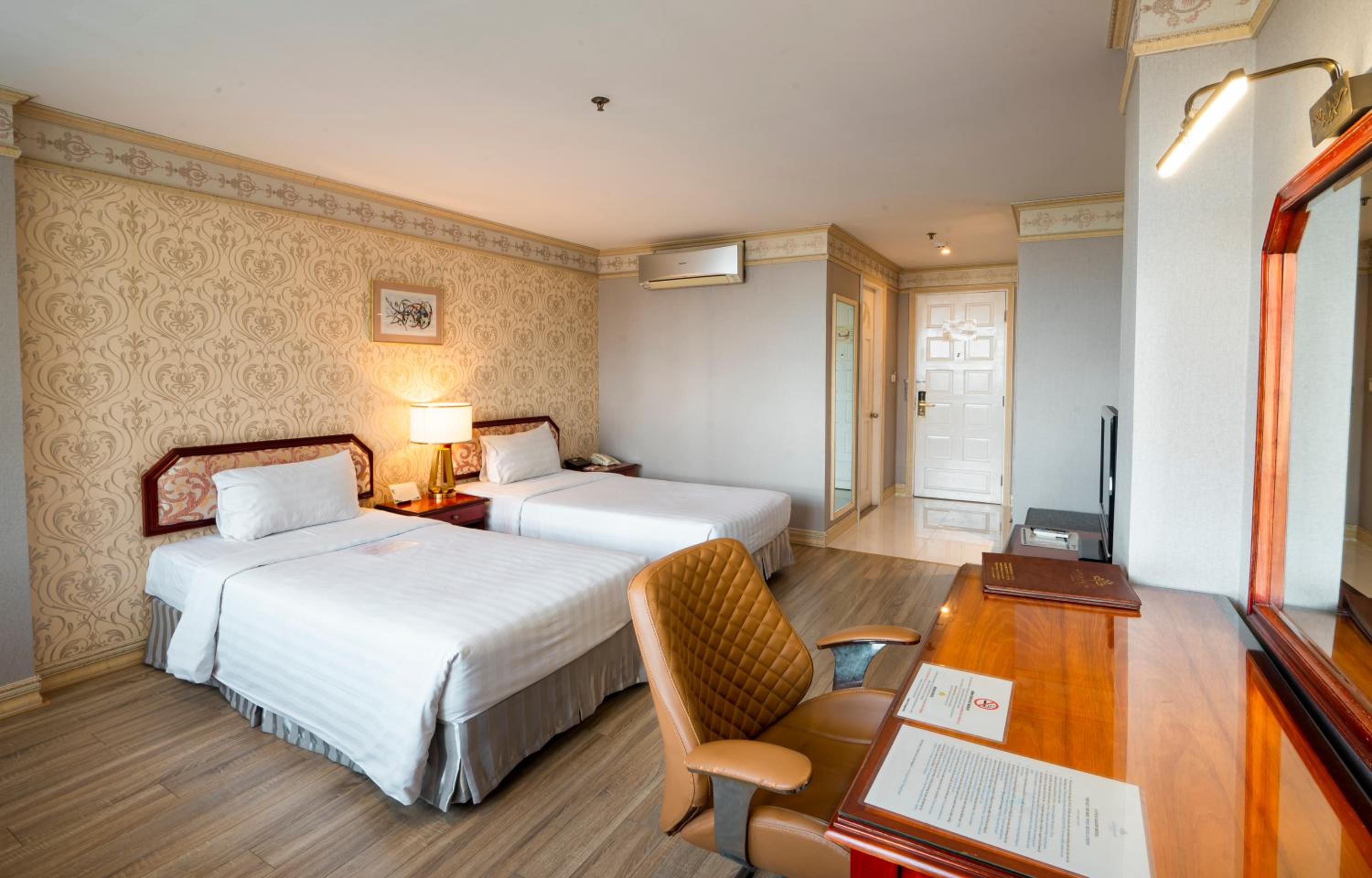  Deluxe Room with Window photo 2