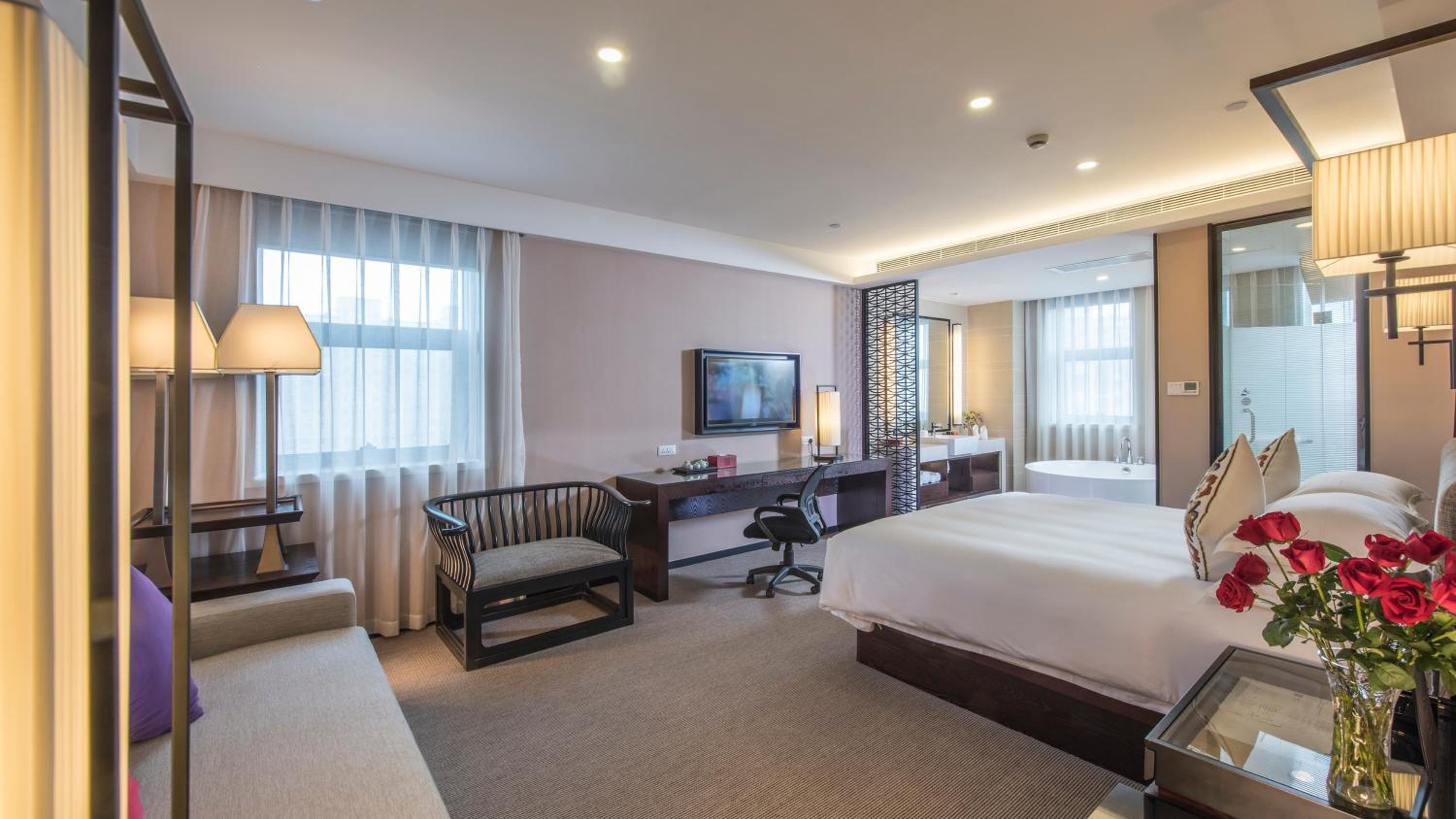 Executive King Room - Photo 1