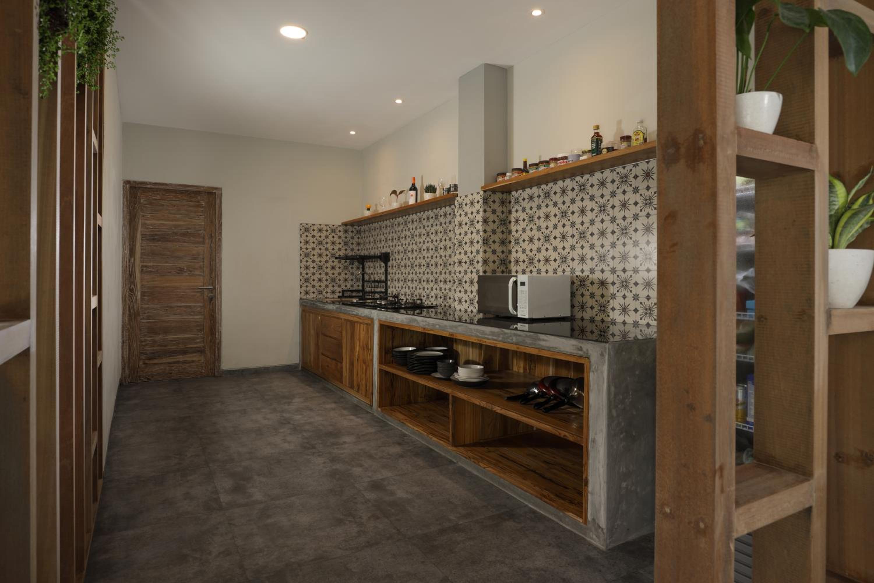 Suite - Photo 17