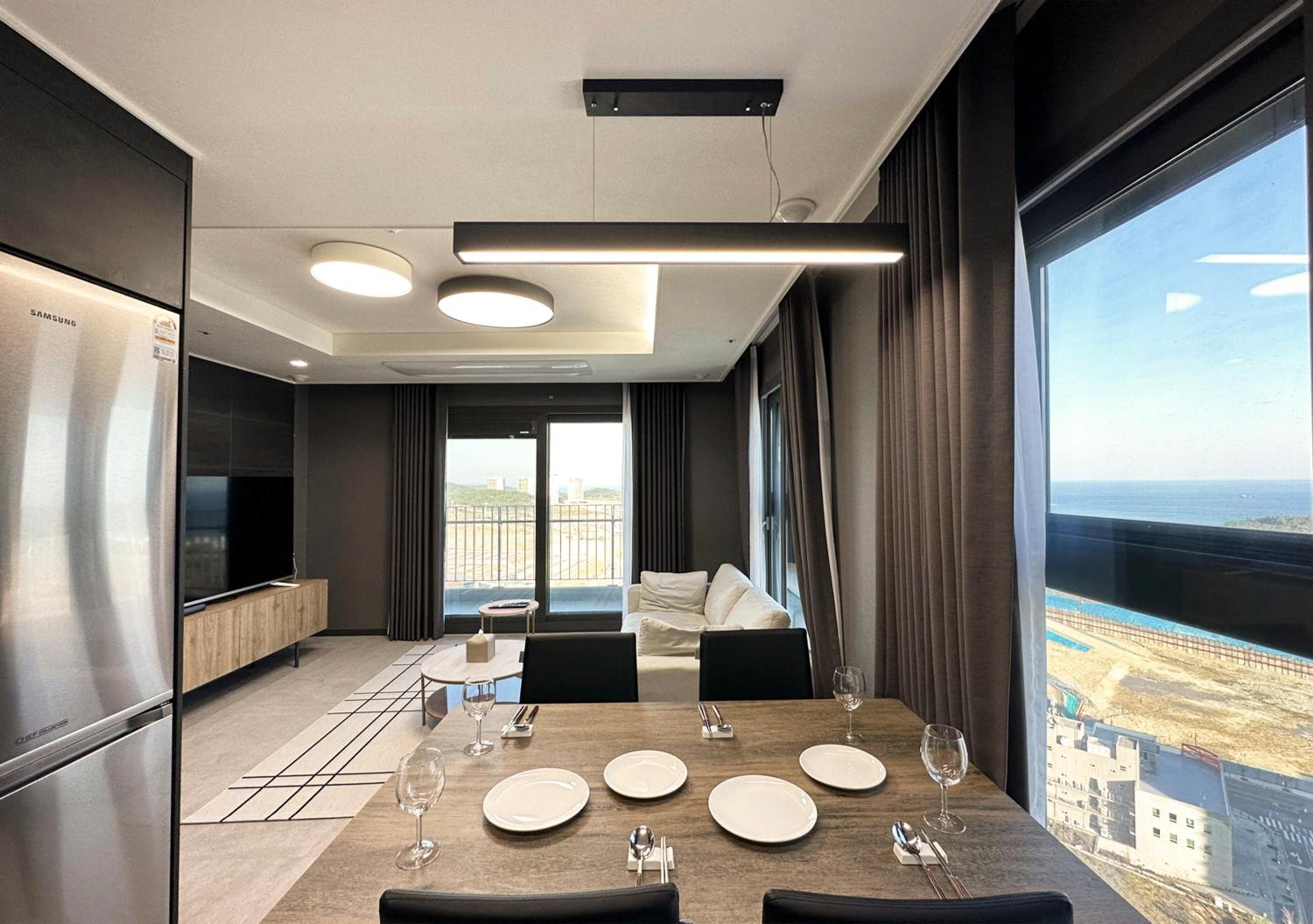 E. Flat Suite+ - Photo 4