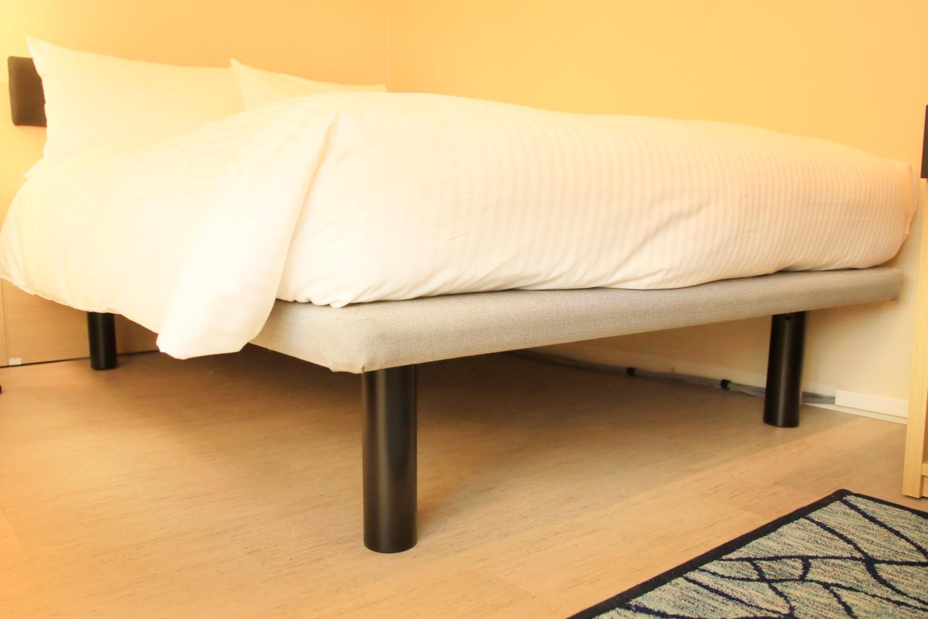 Double Room with Small Double Bed - Non-Smoking photo 3