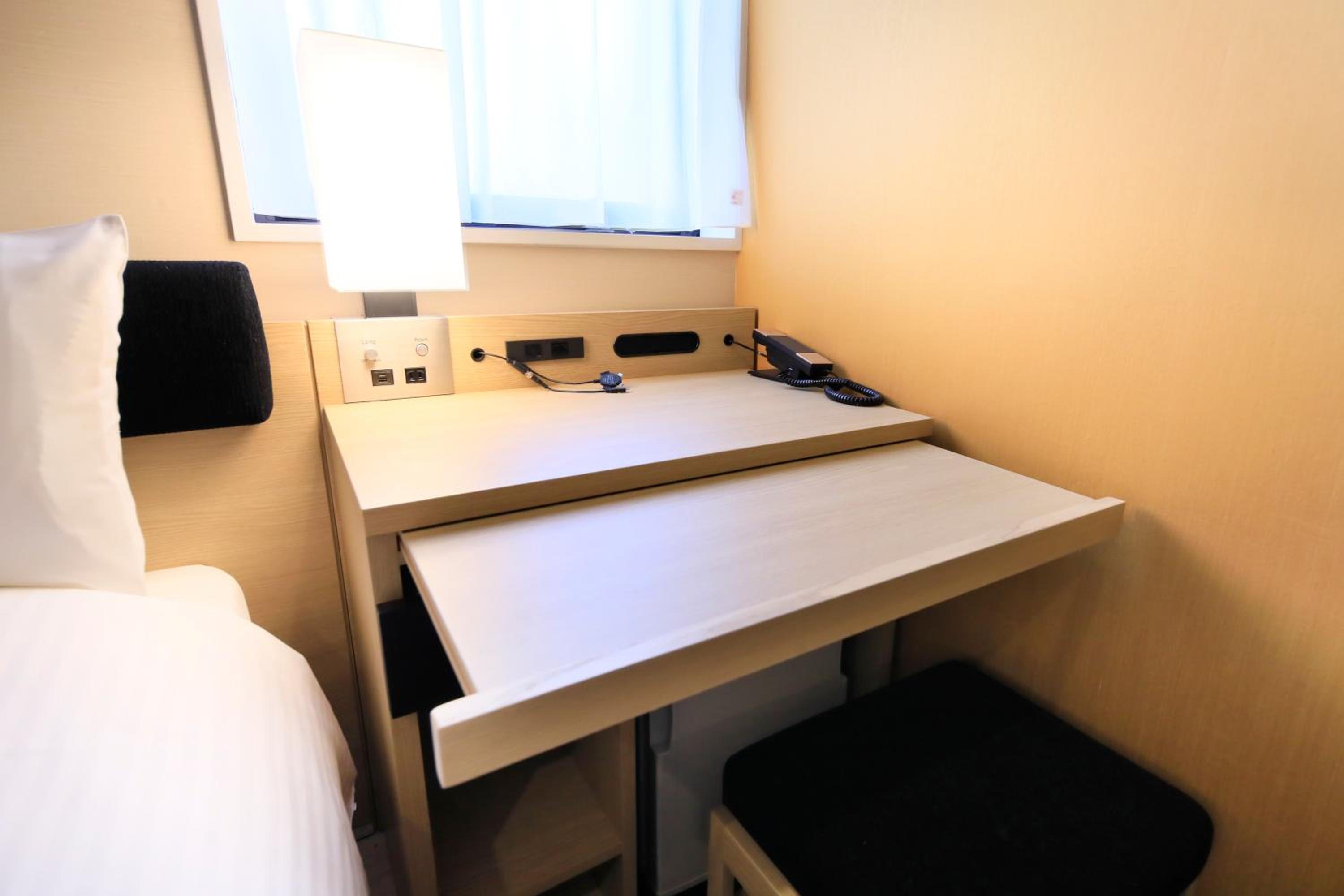 Standard Double Room - Non-Smoking photo 3