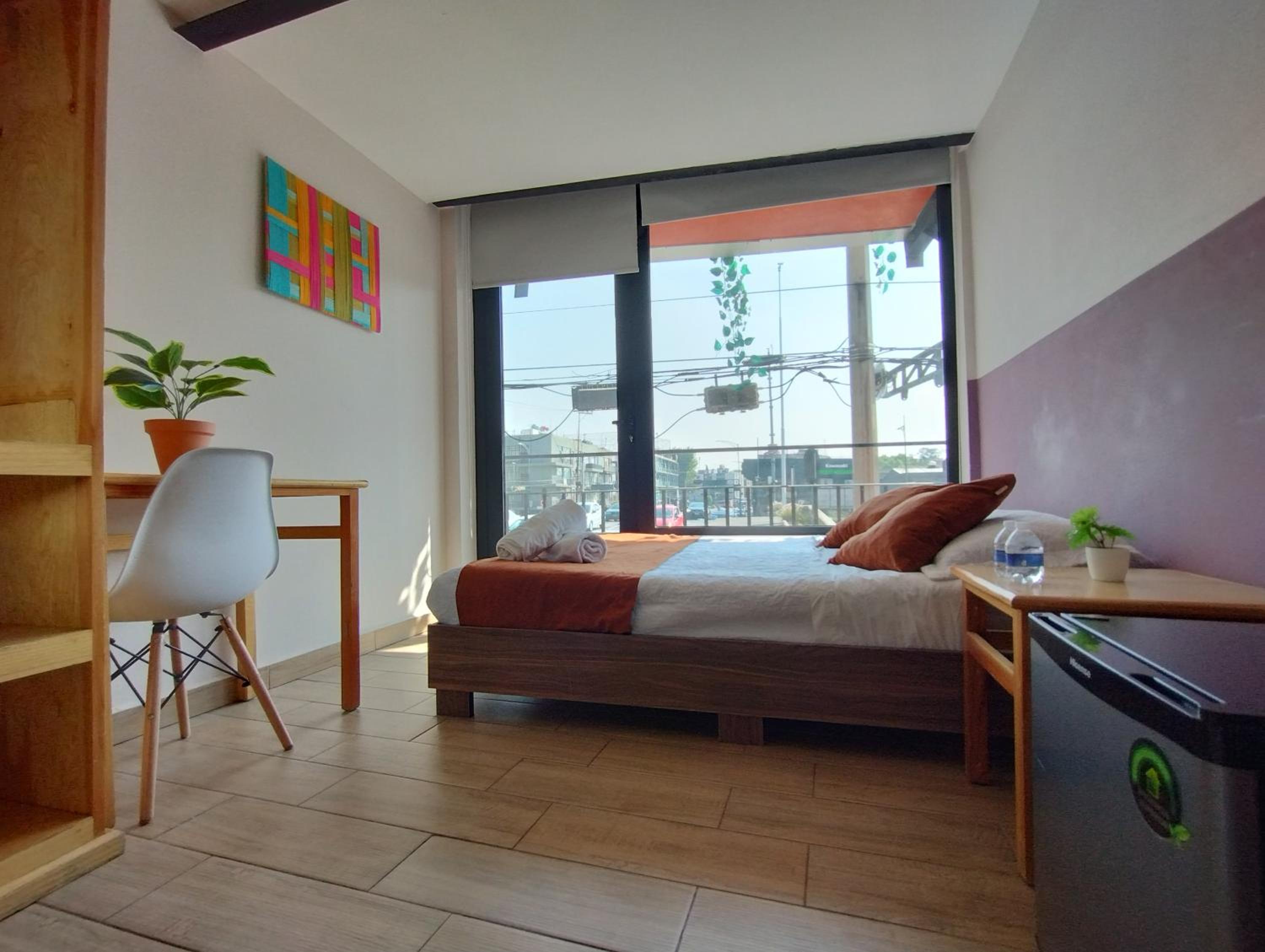 Deluxe Double Room with Balcony - Photo 5