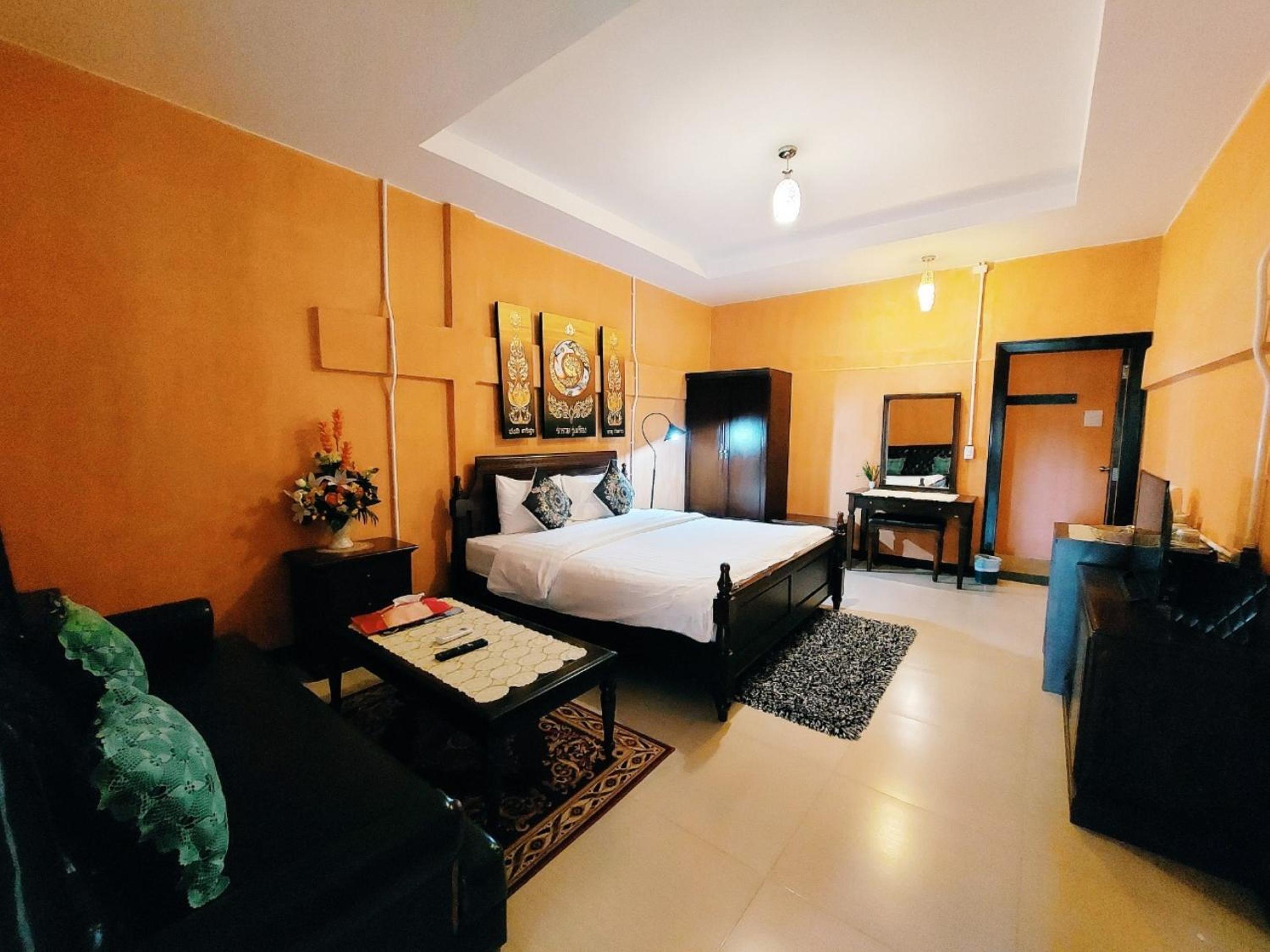 Suite with Spa Bath