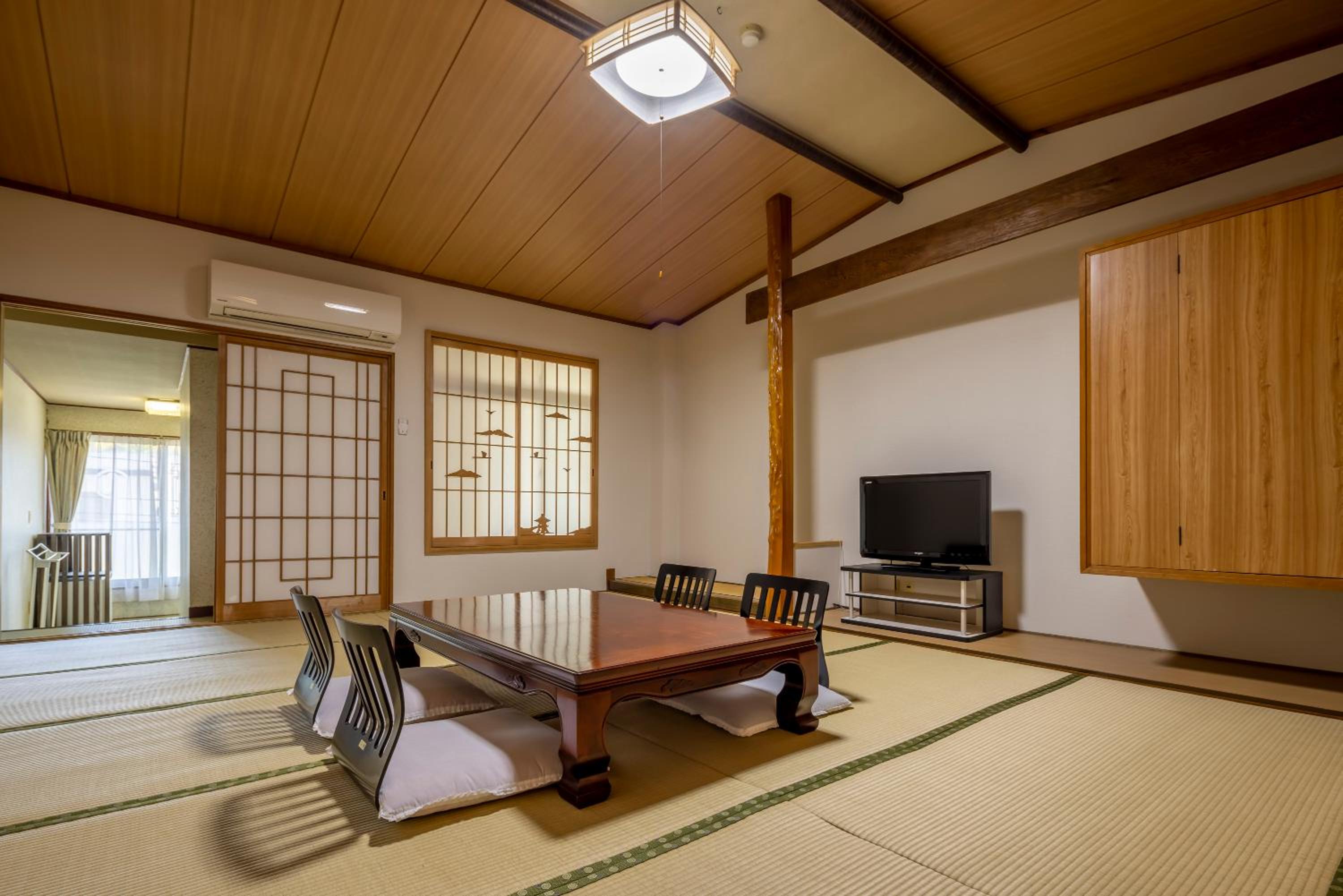 Japanese-Style Superior Room