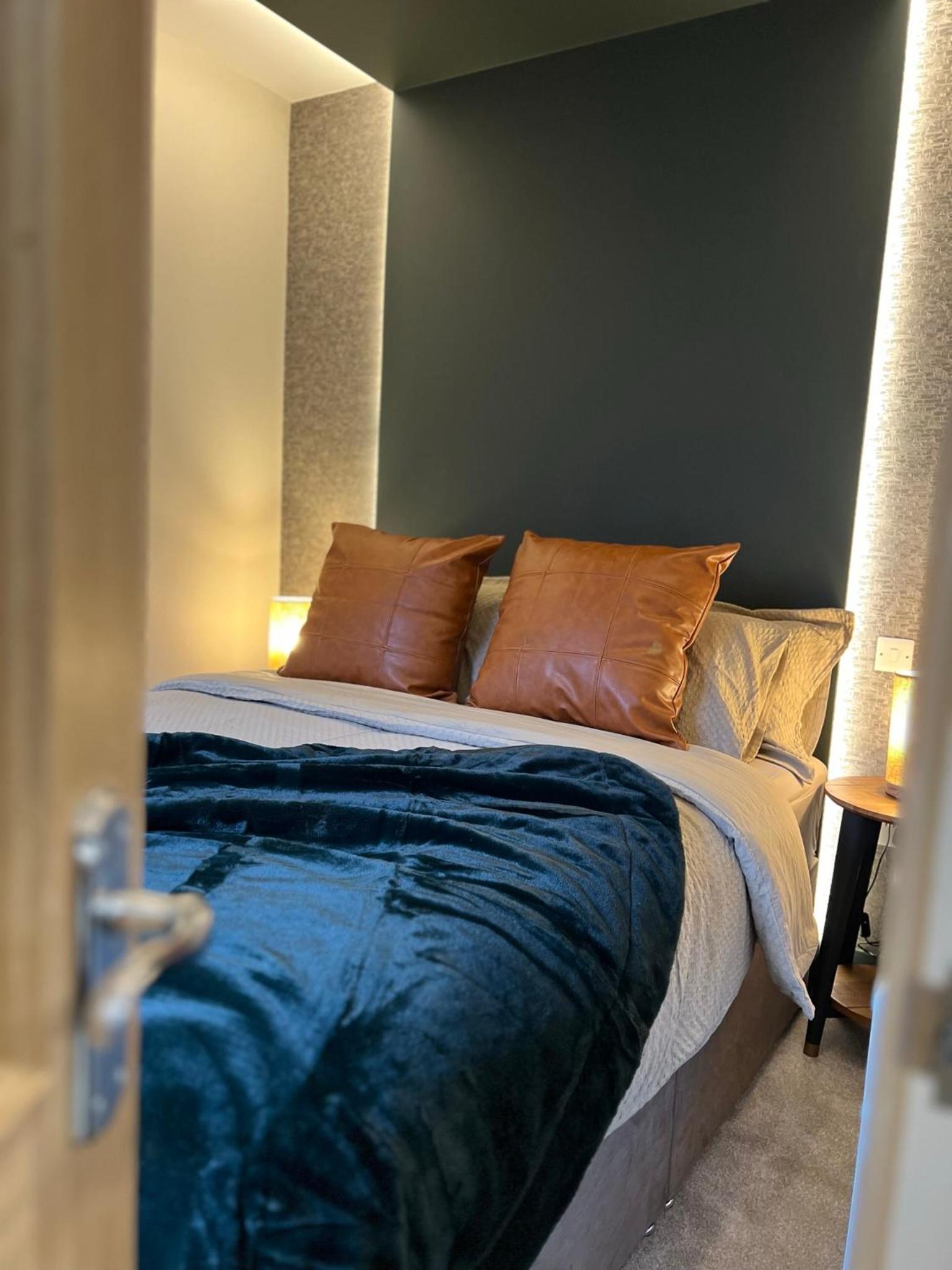 Studio Apartment photo 2
