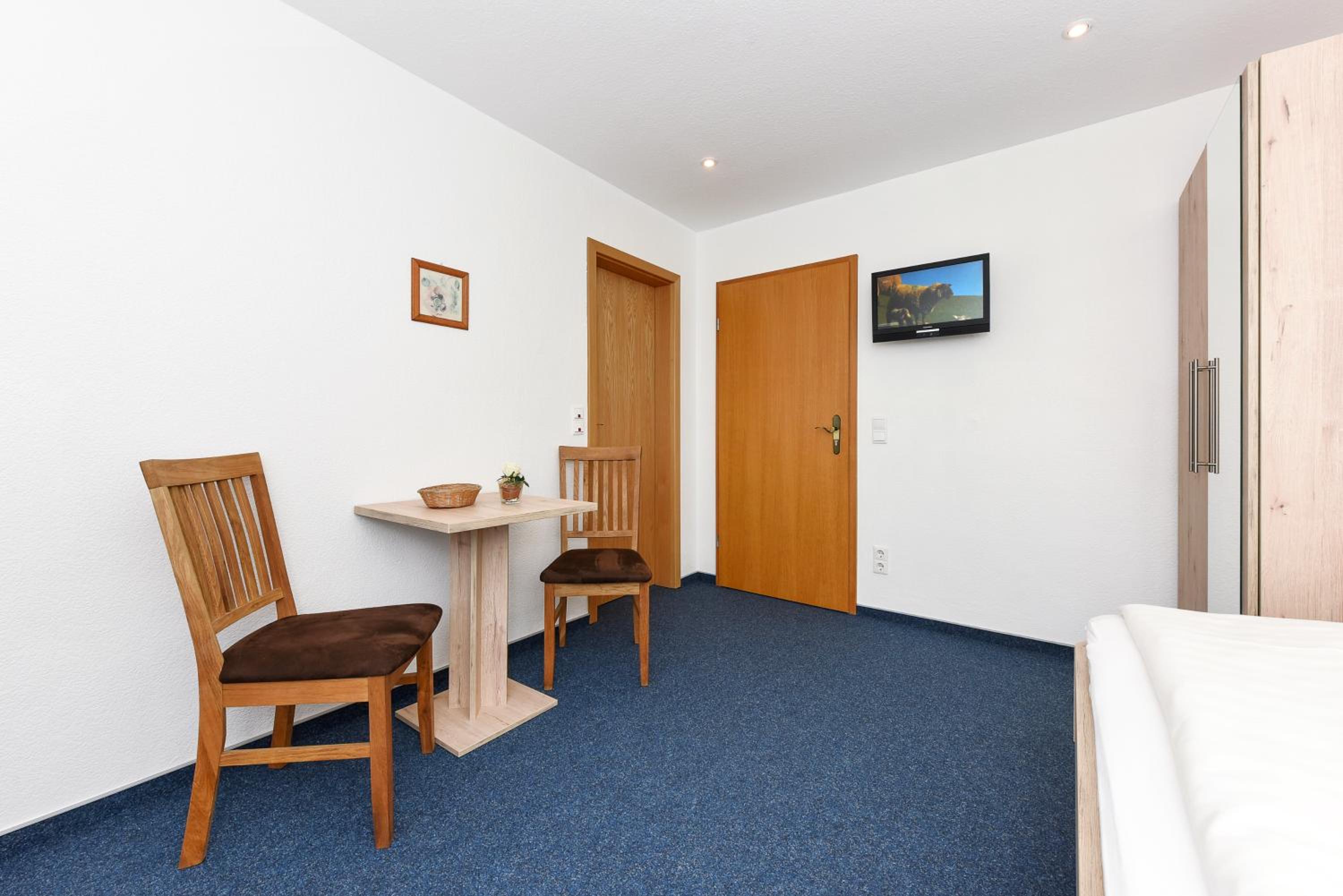 Single Room photo 2
