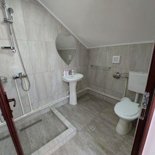 Comfort Quadruple Room - Photo 4
