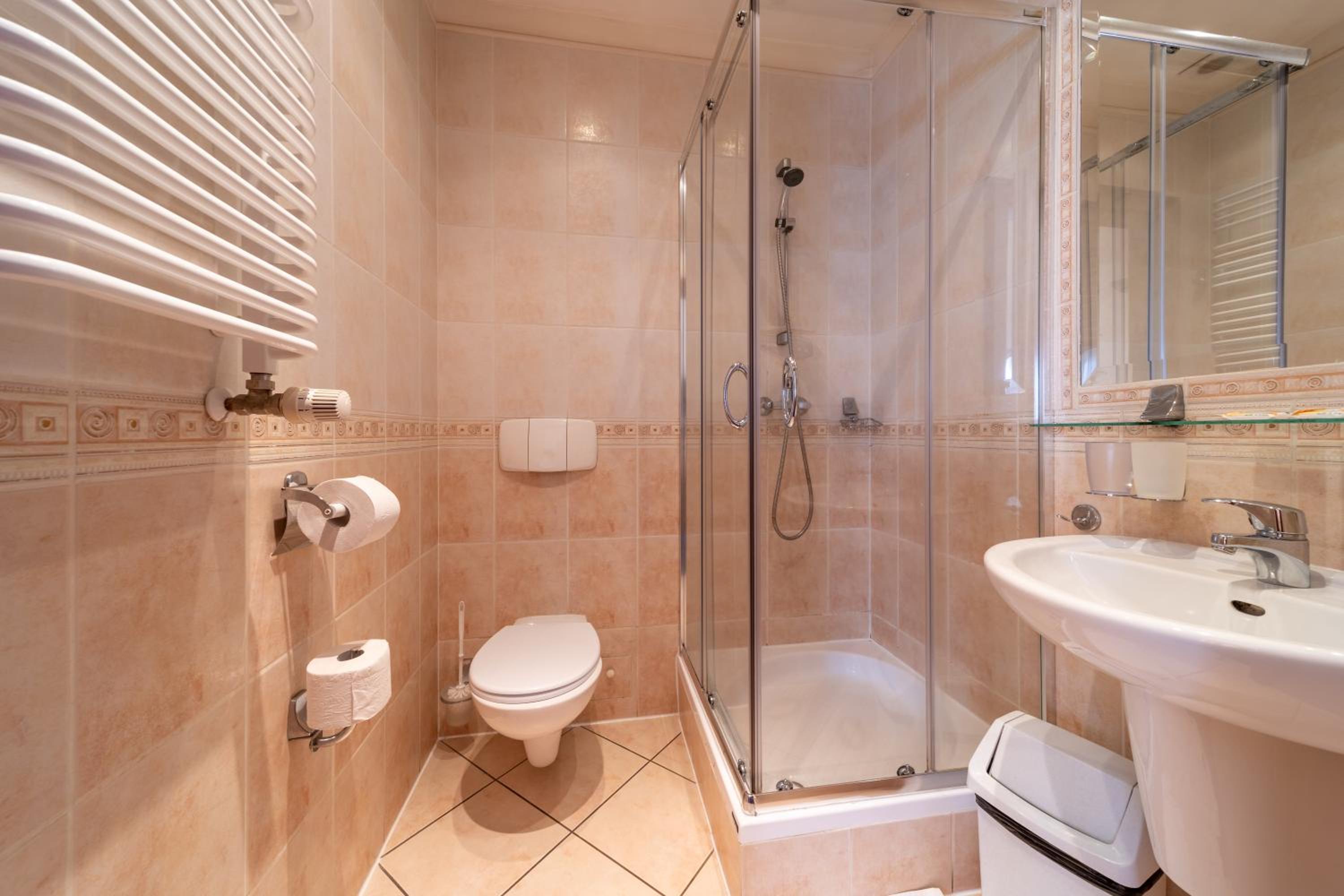 Double Room with Balcony photo 2