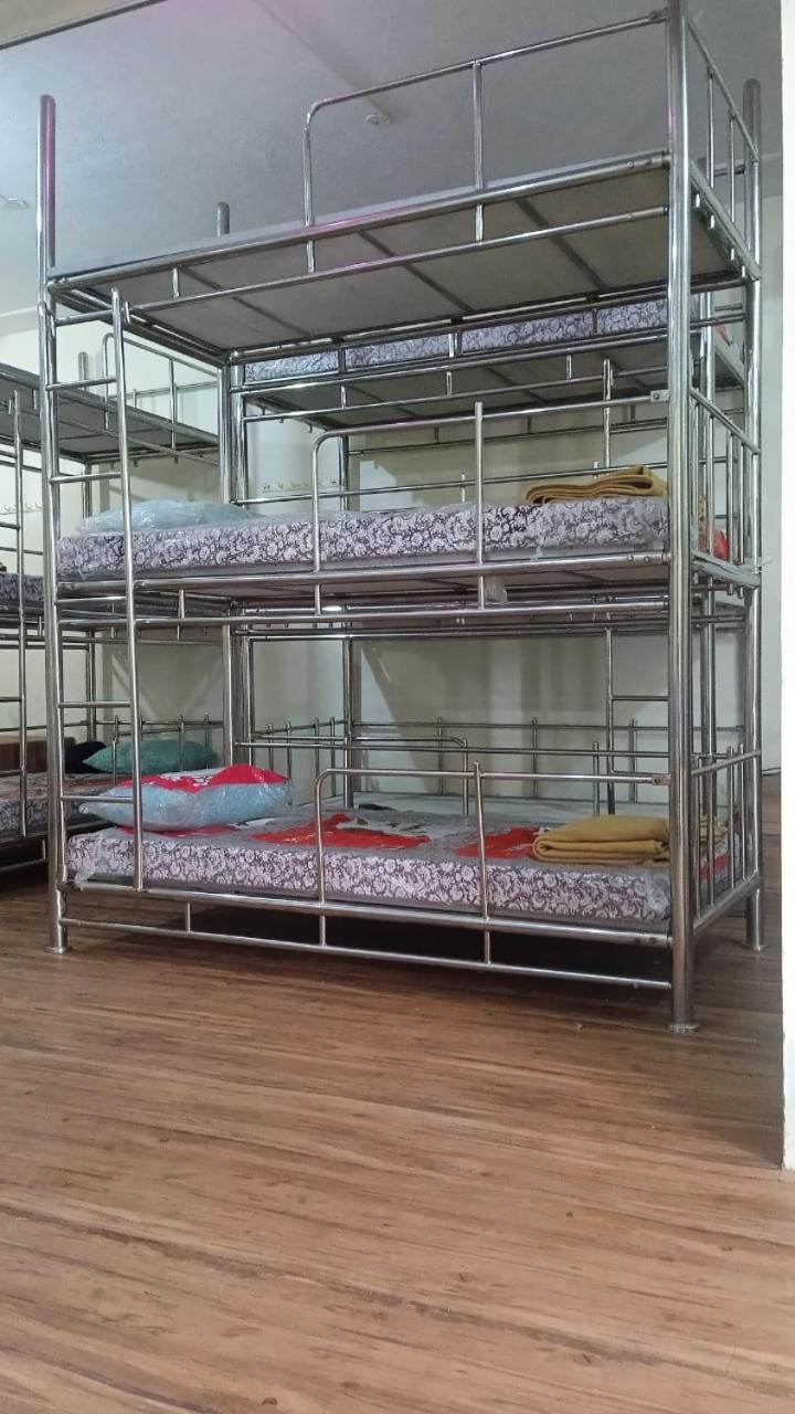 Mixed Dormitory Room