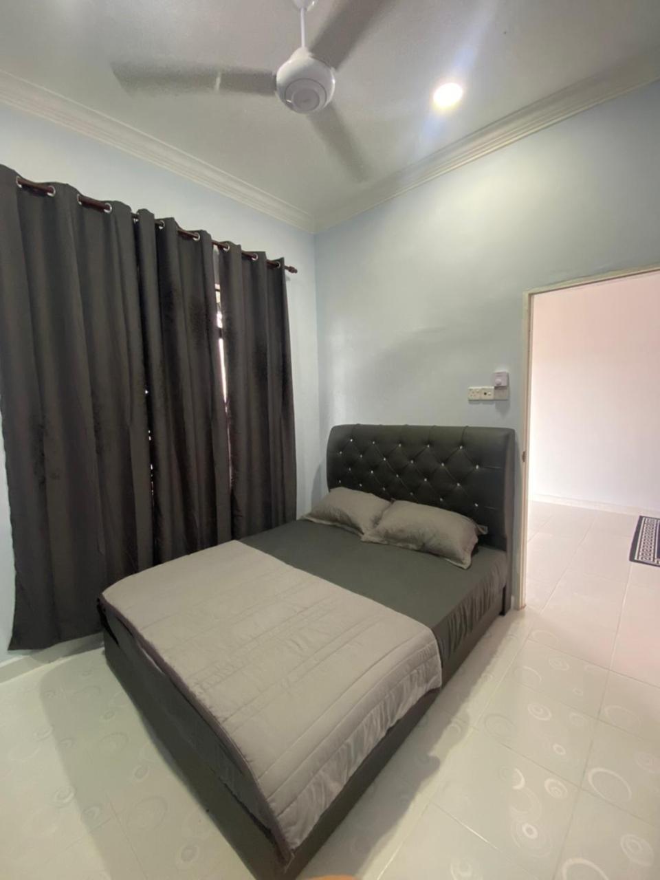 Two-Bedroom House photo 2
