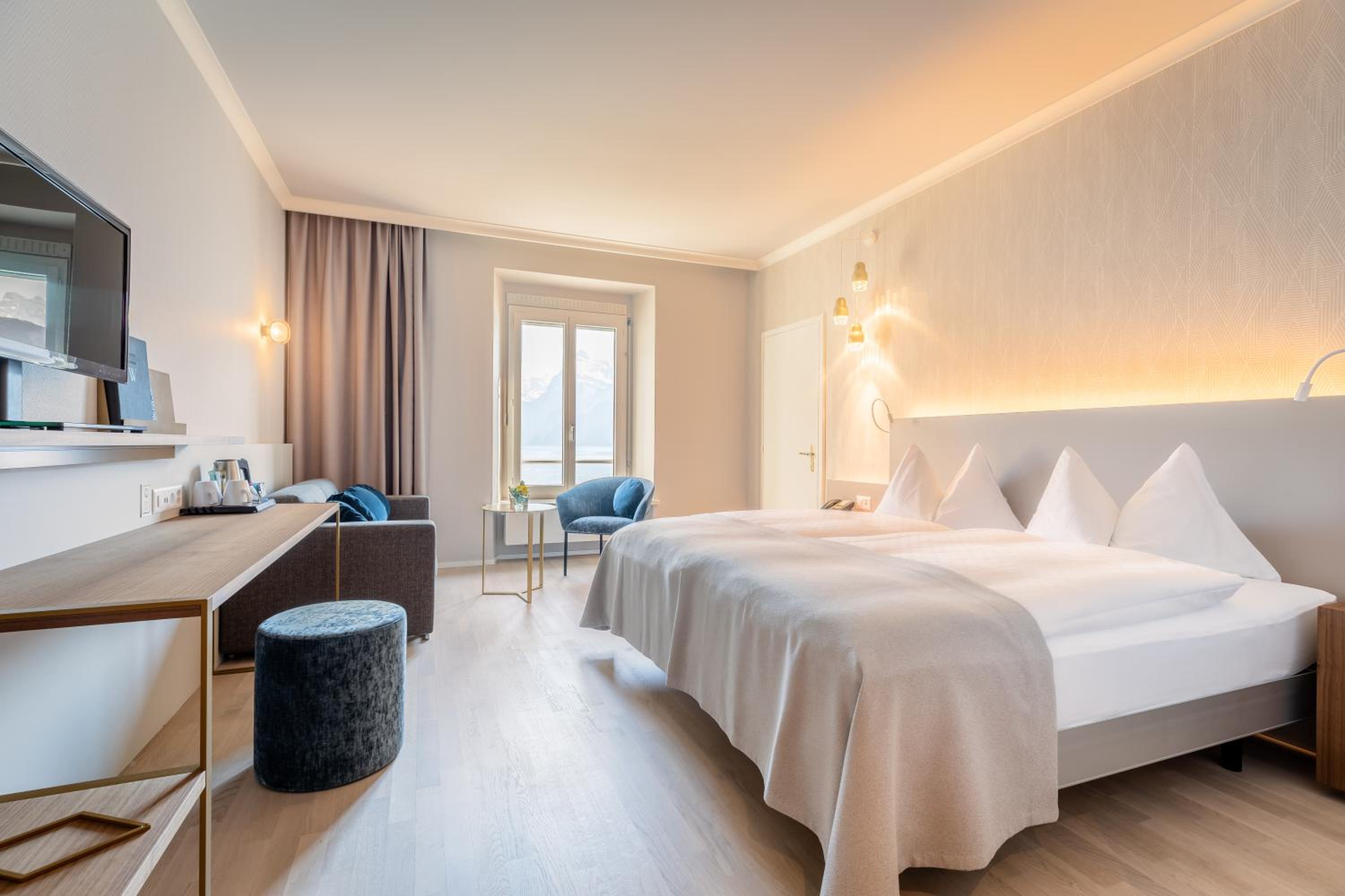 Executive Double Room with Lake View, without Balcony