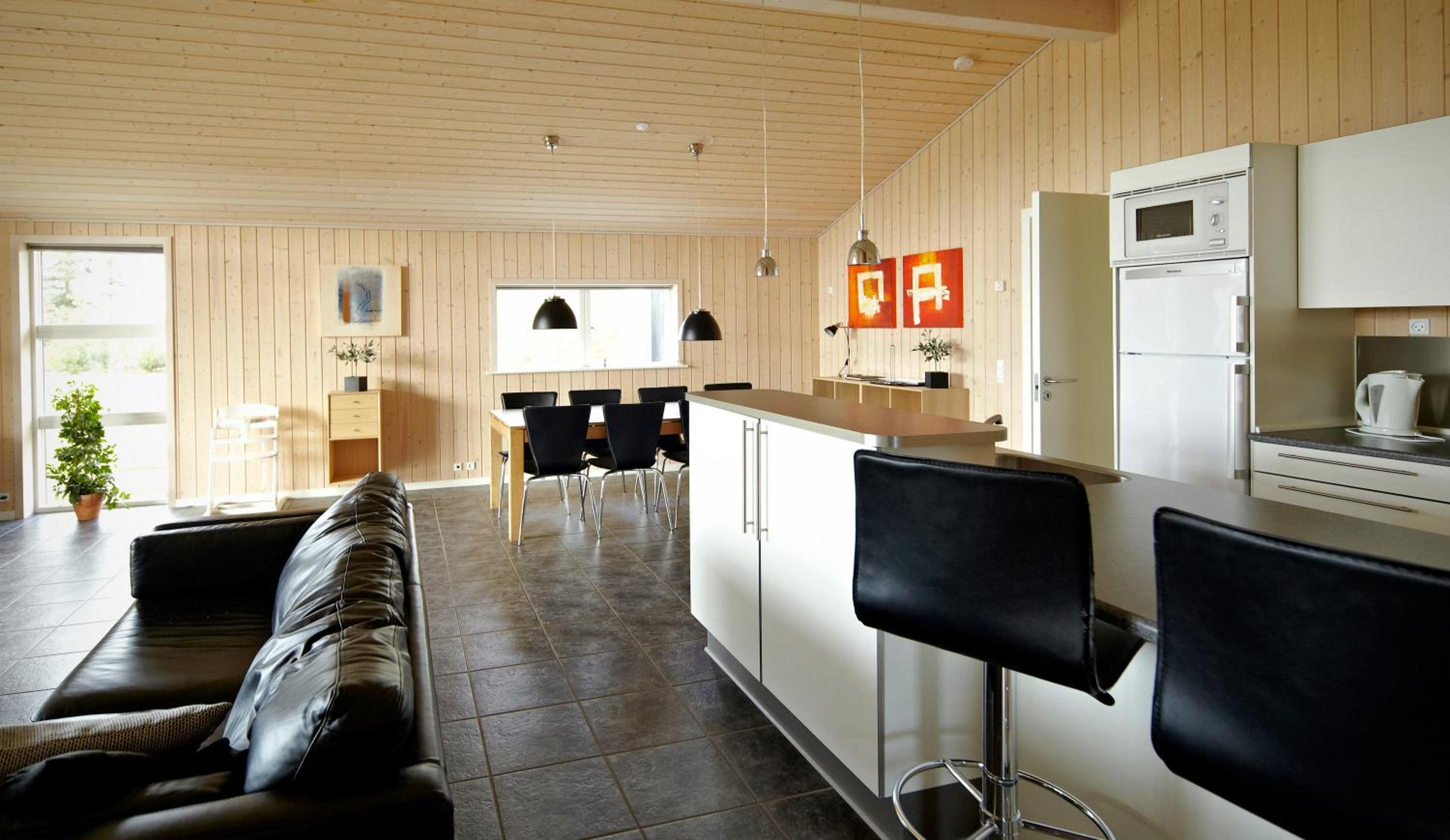 Classic Plus Holiday Home (8 Adults) photo 2