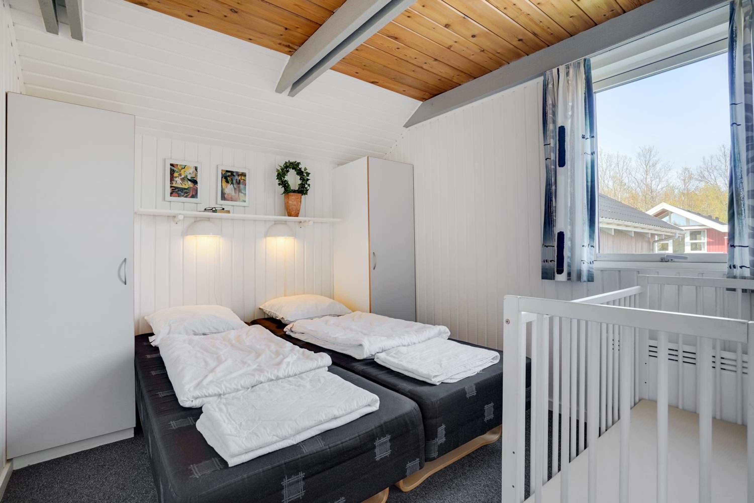 Comfort Holiday Home for 4 people thumbnail 6