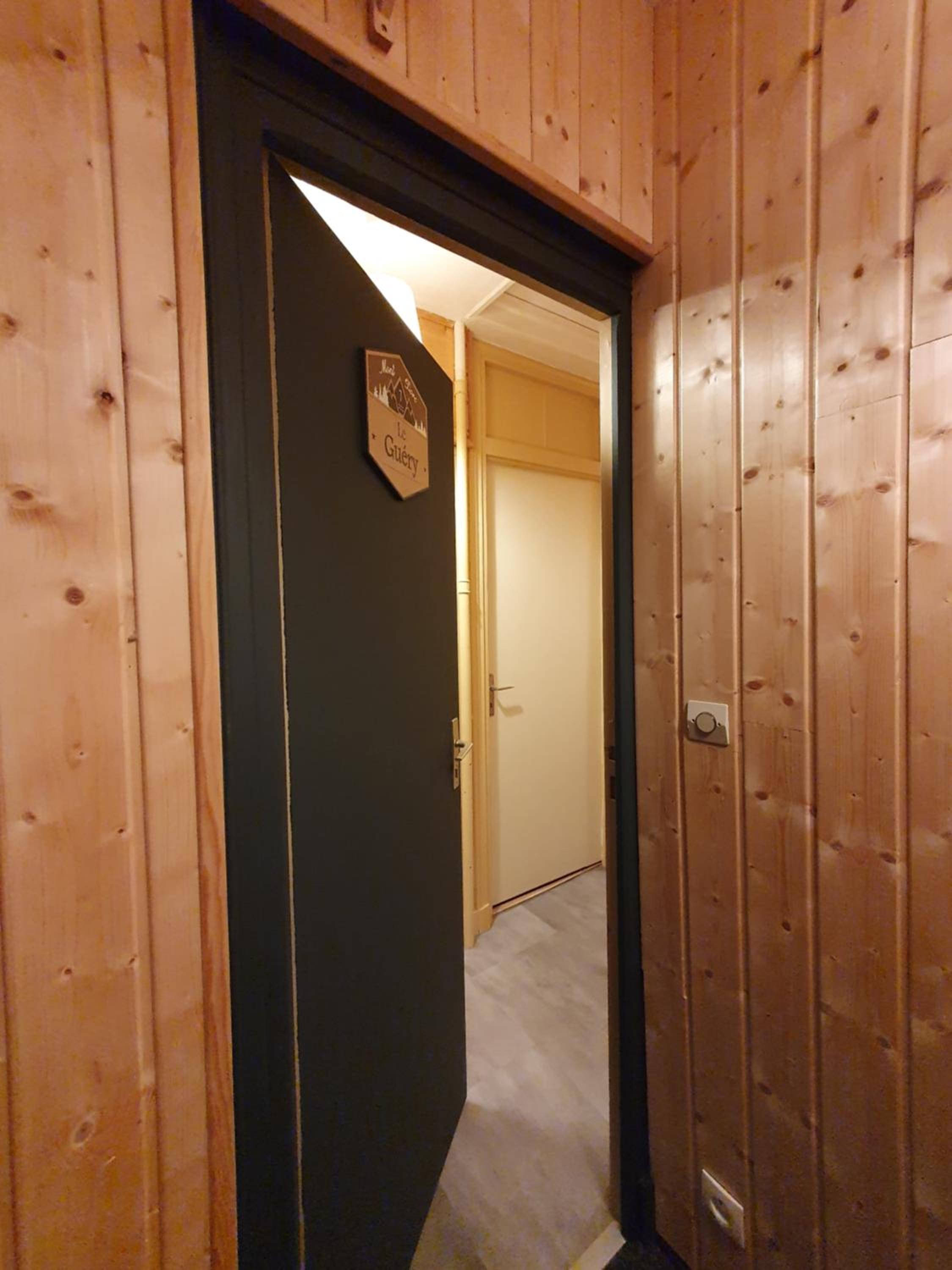 One-Bedroom Apartment (3 Adults) photo 1