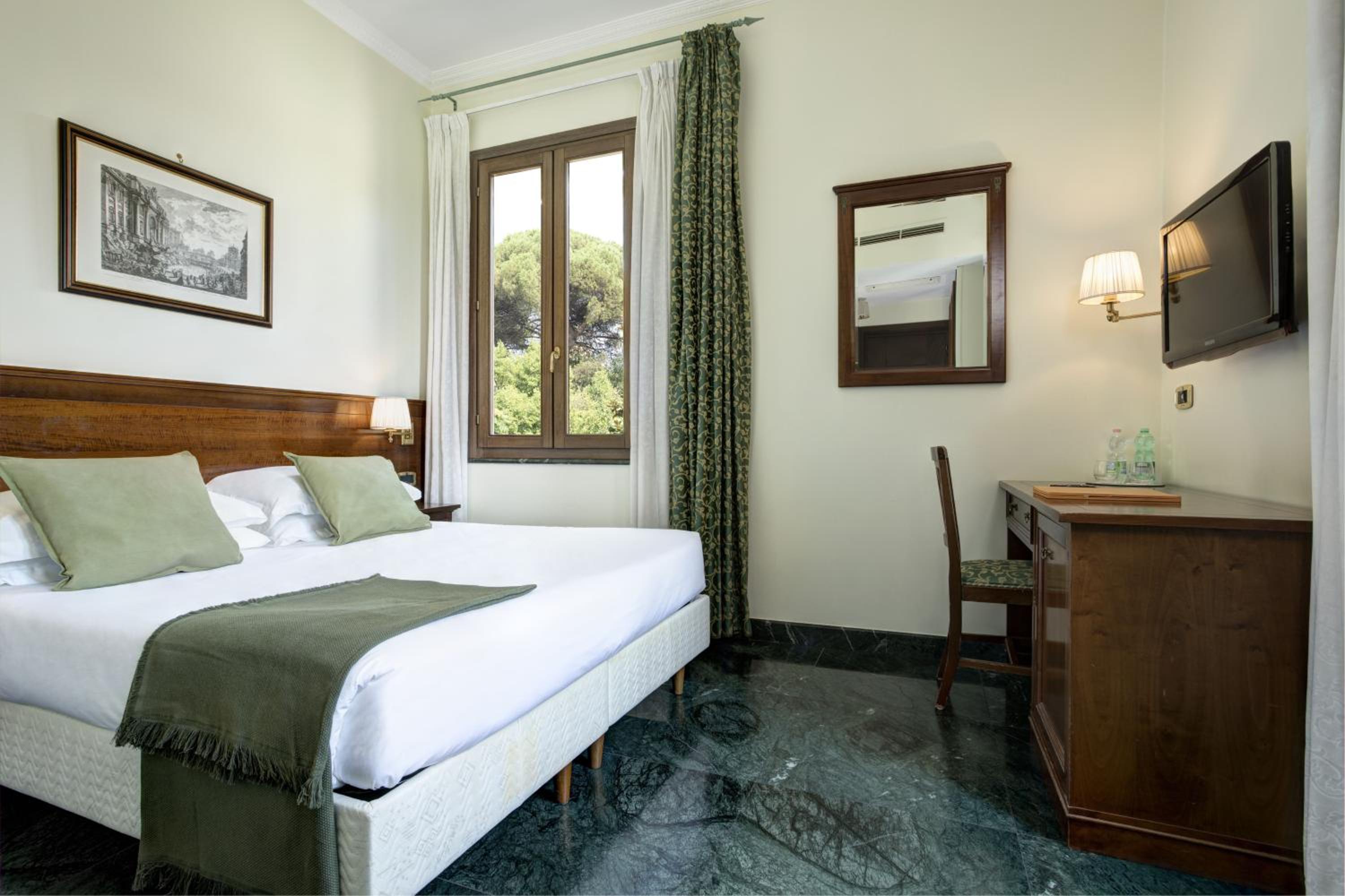 Double or Twin Room photo 1