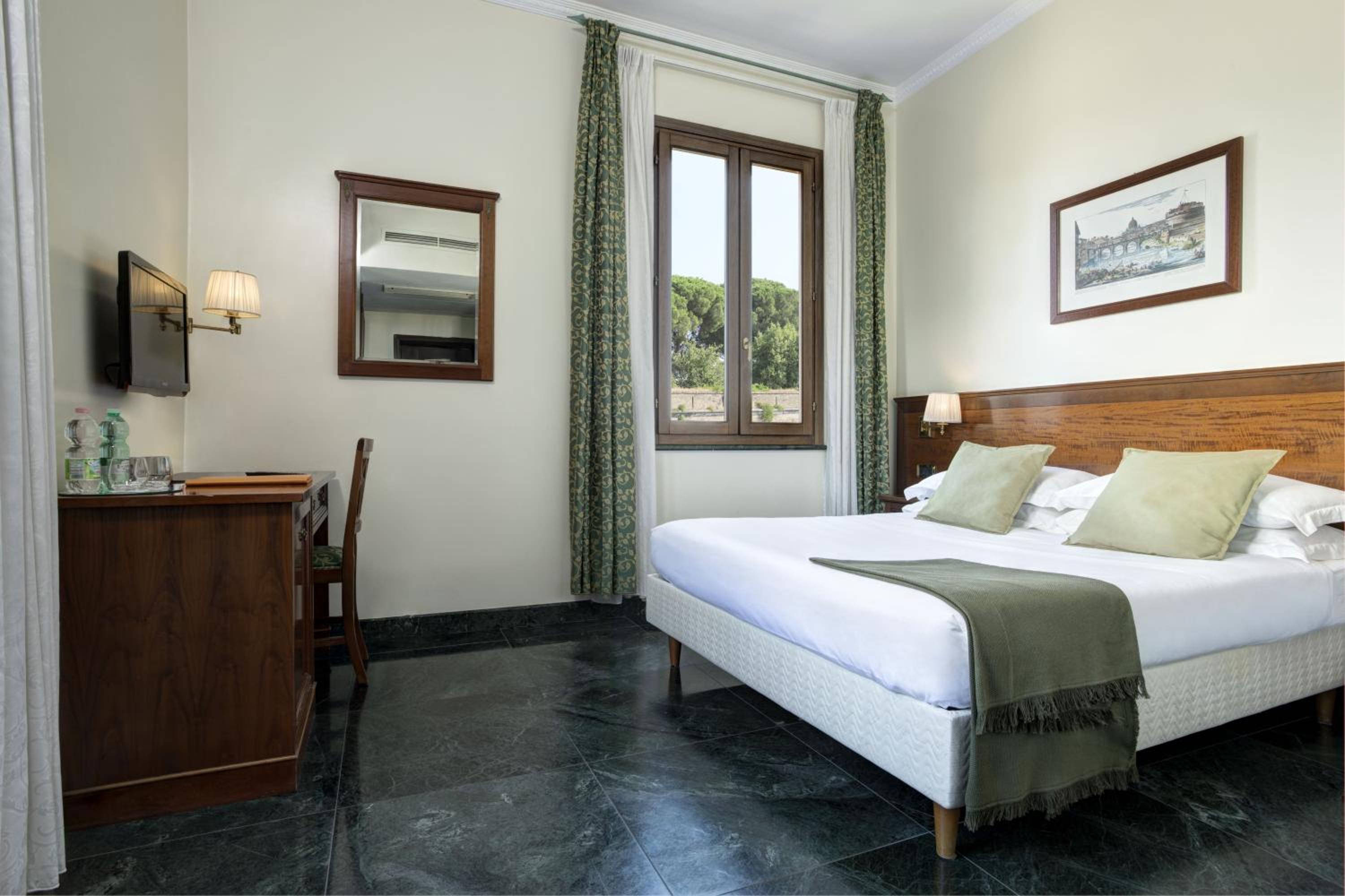 Superior Double or Twin Room photo 1