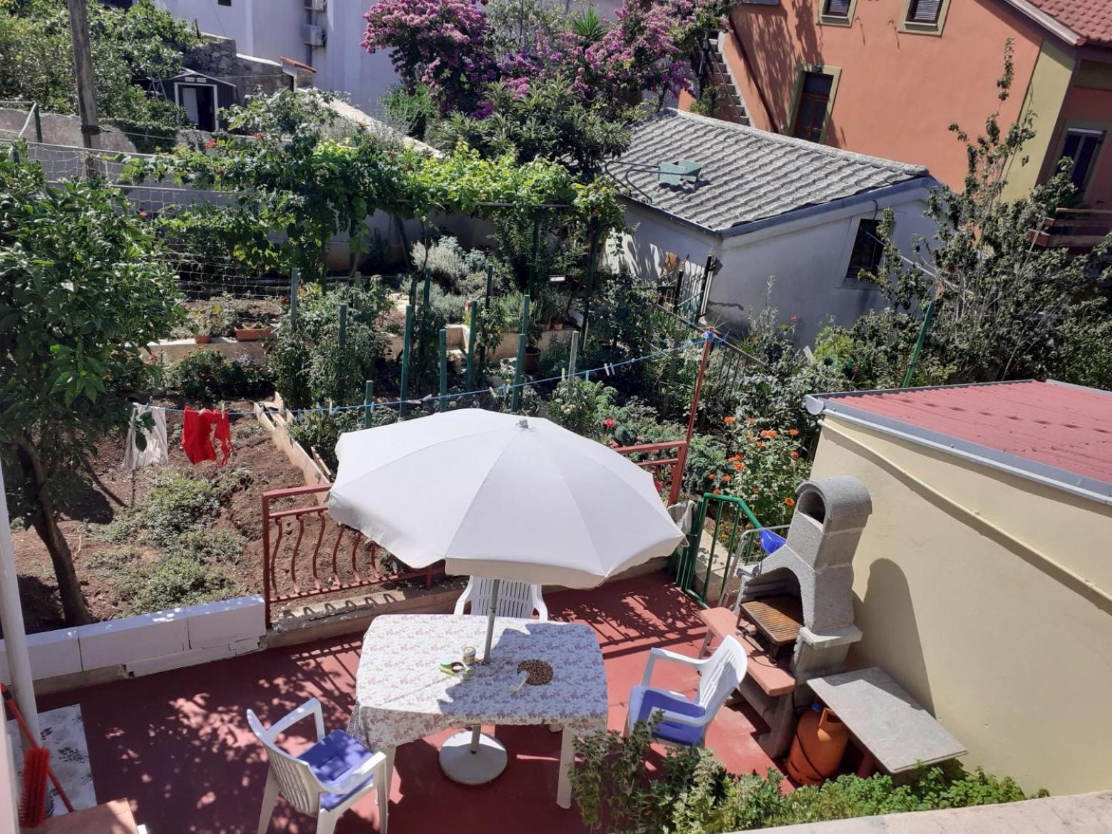 One Bedroom Apartment with Terrace