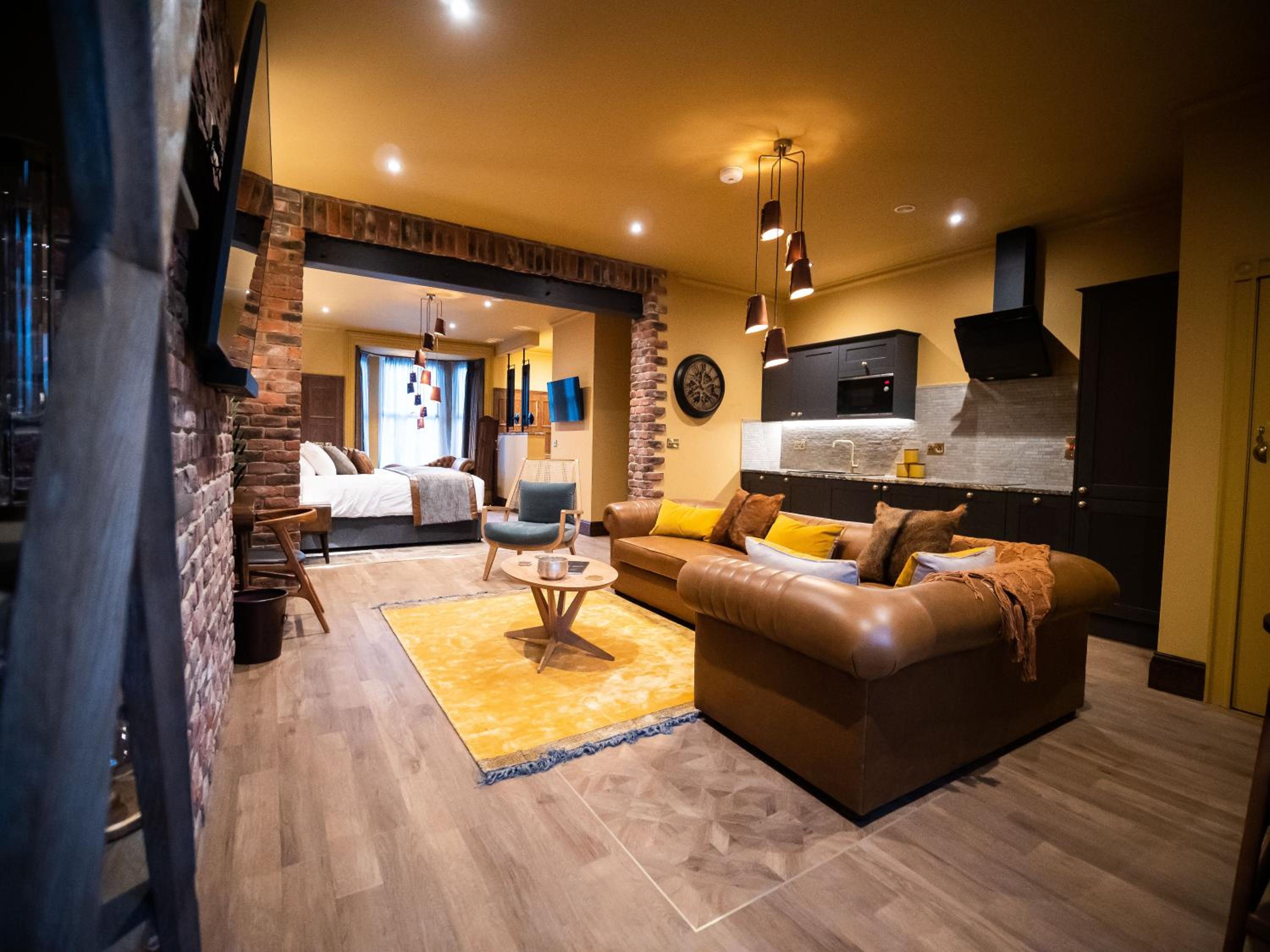 One-Bedroom Apartment